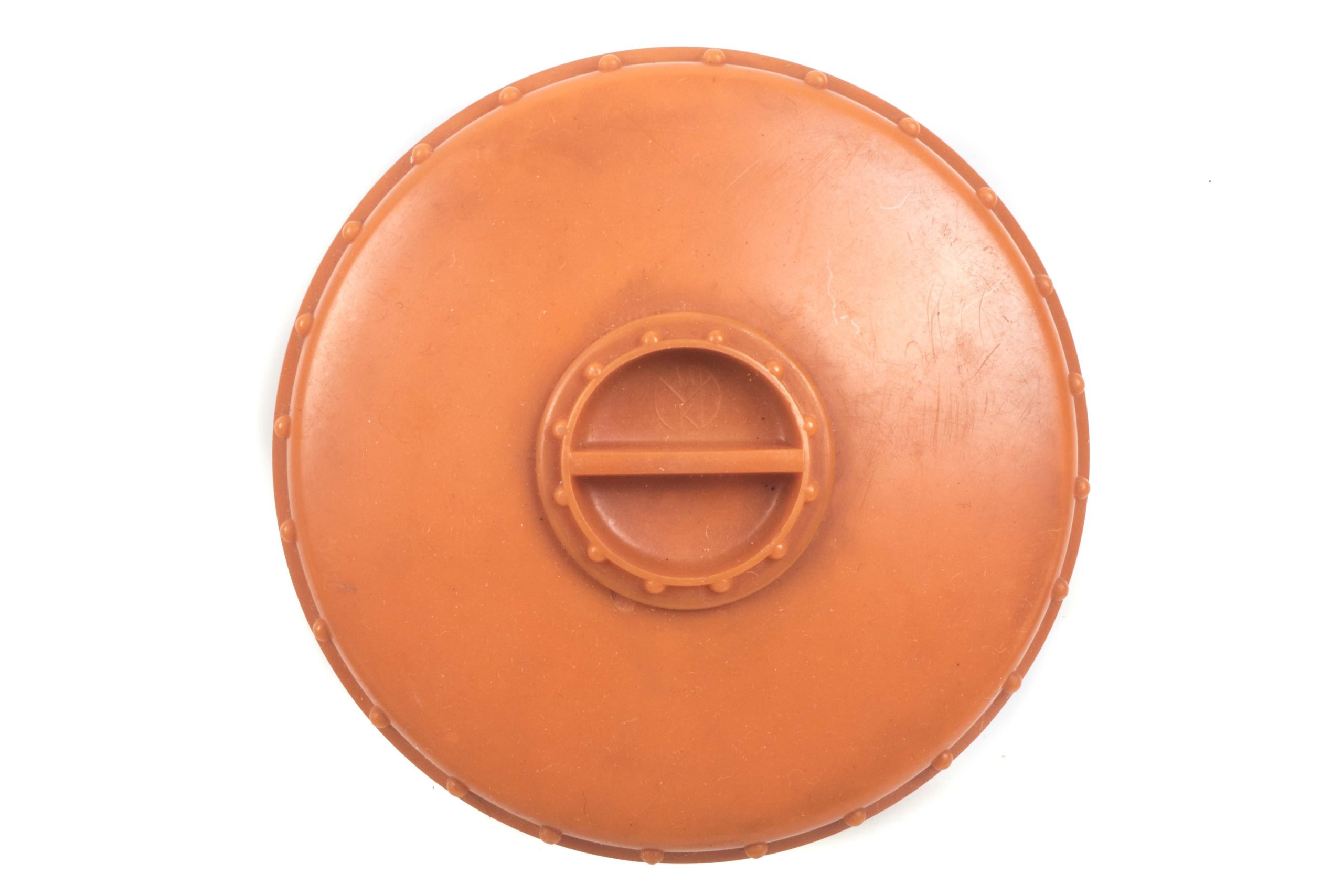 Salt container marked 22 k 2429 1.