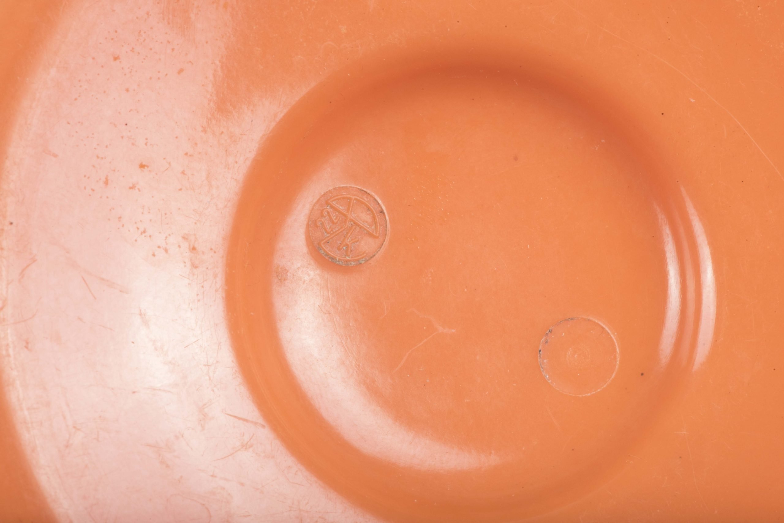 Salt container marked 22 k 2429 1. — image 6