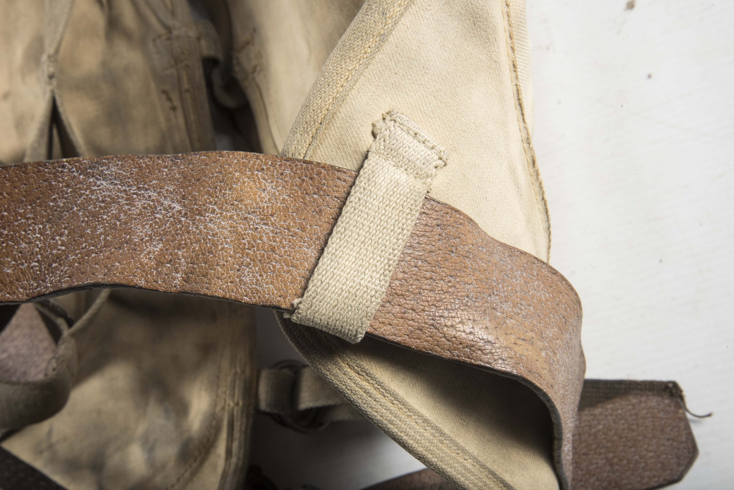 Luftwaffe FL 30154-2 life preserver by Dräger — image 13