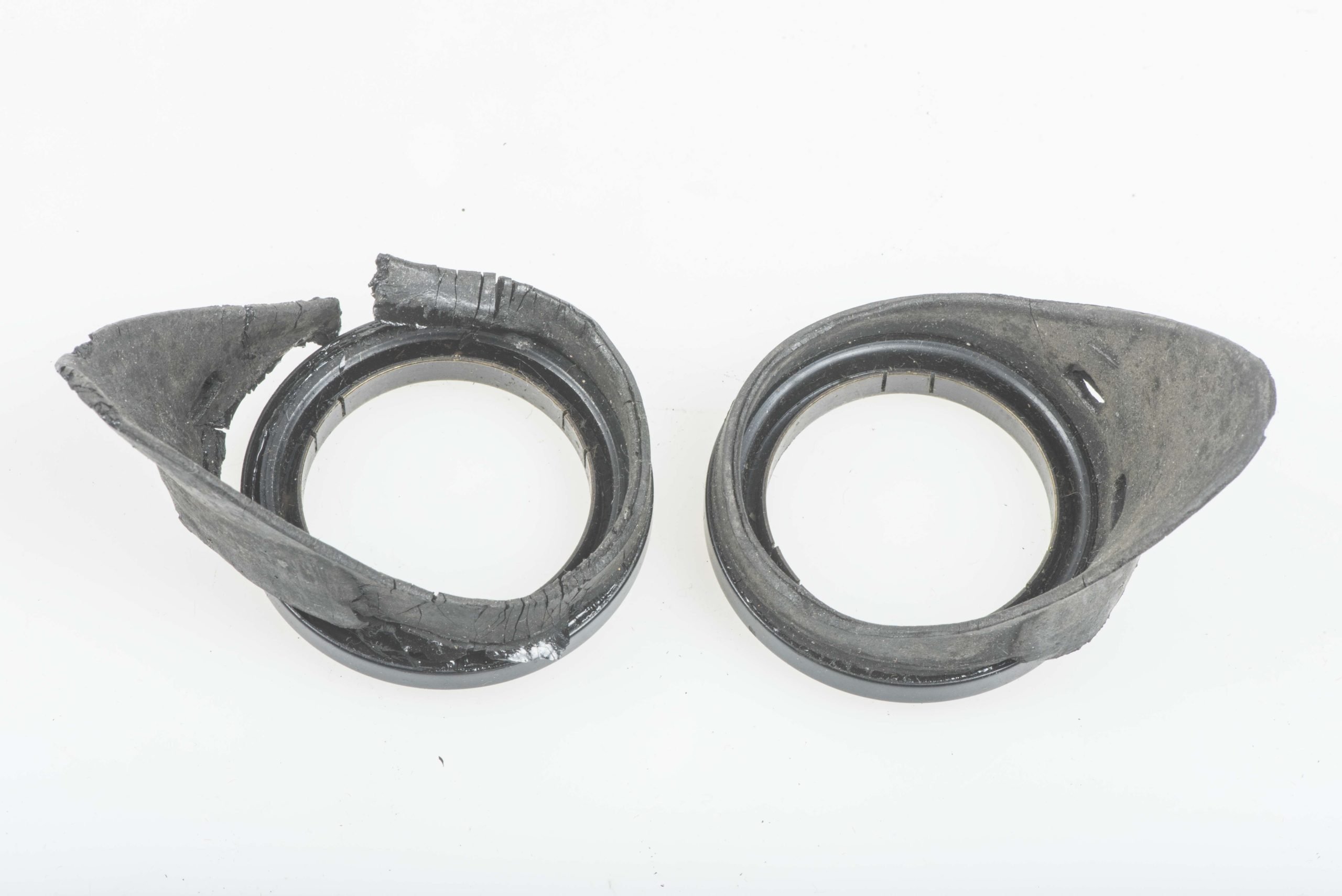 Rare Kriegsmarine 7×50 Leitz binocular accessories — image 4