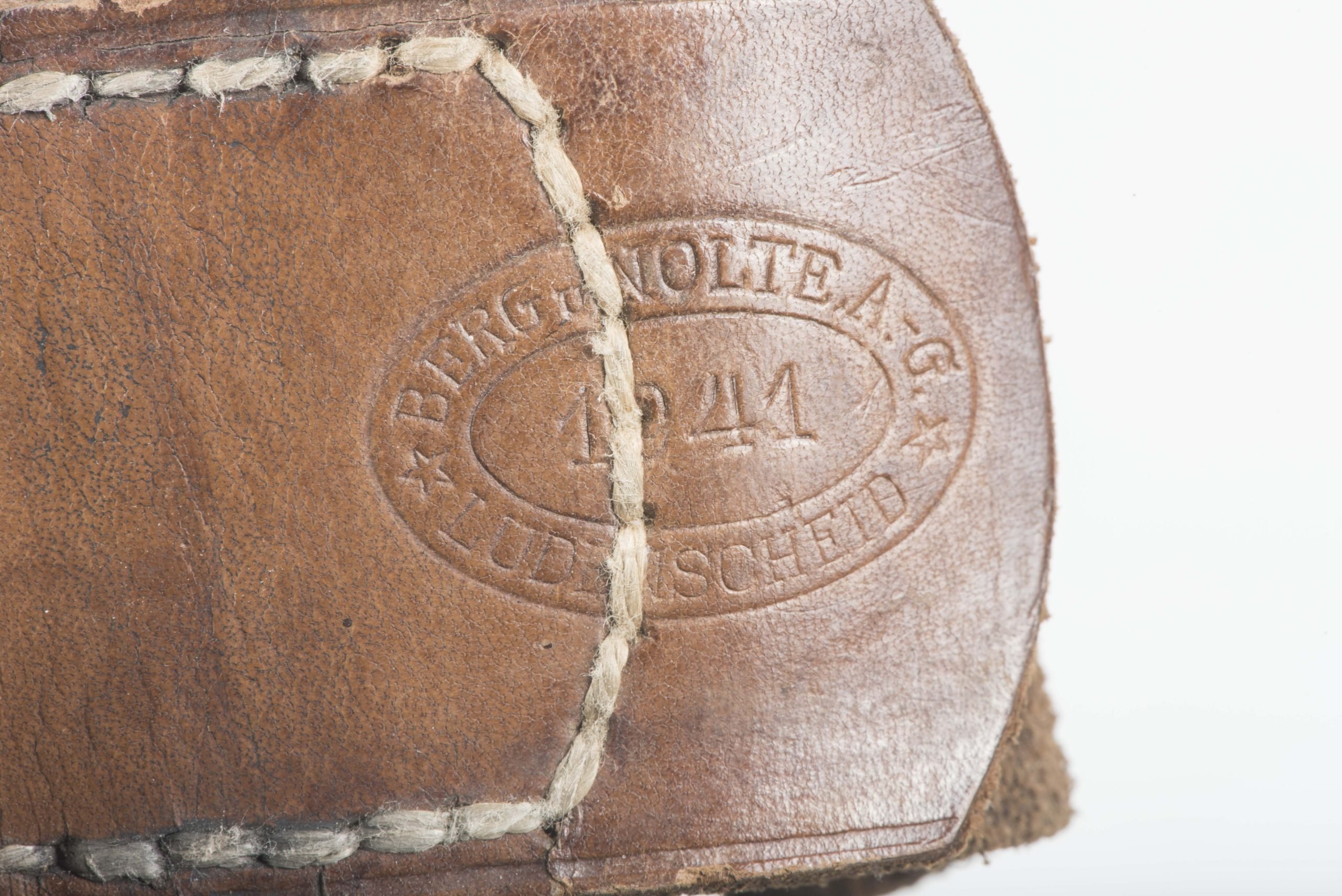 Steel Luftwaffe belt buckle Berg Nolte 1941 — image 10