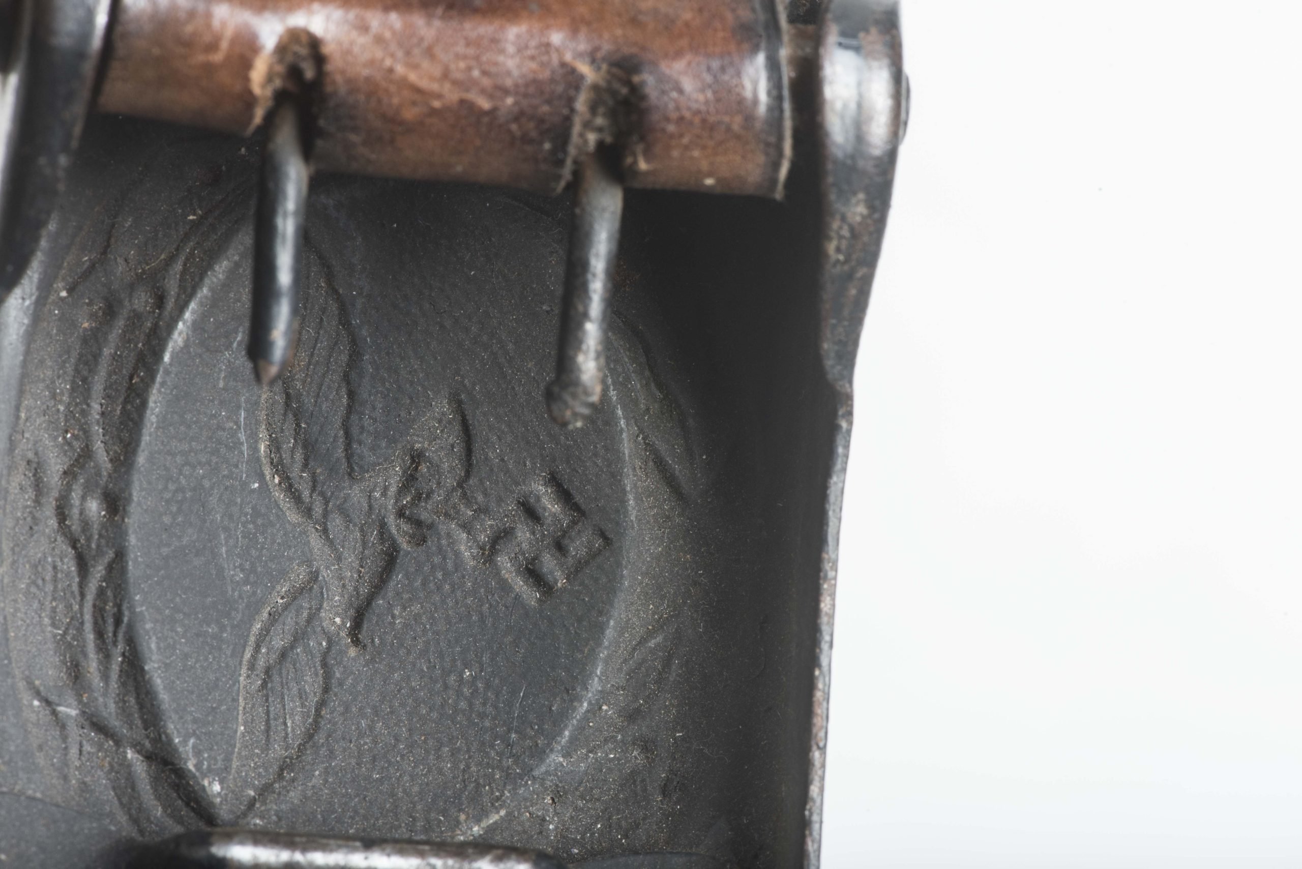 Steel Luftwaffe belt buckle Berg Nolte 1941 — image 4