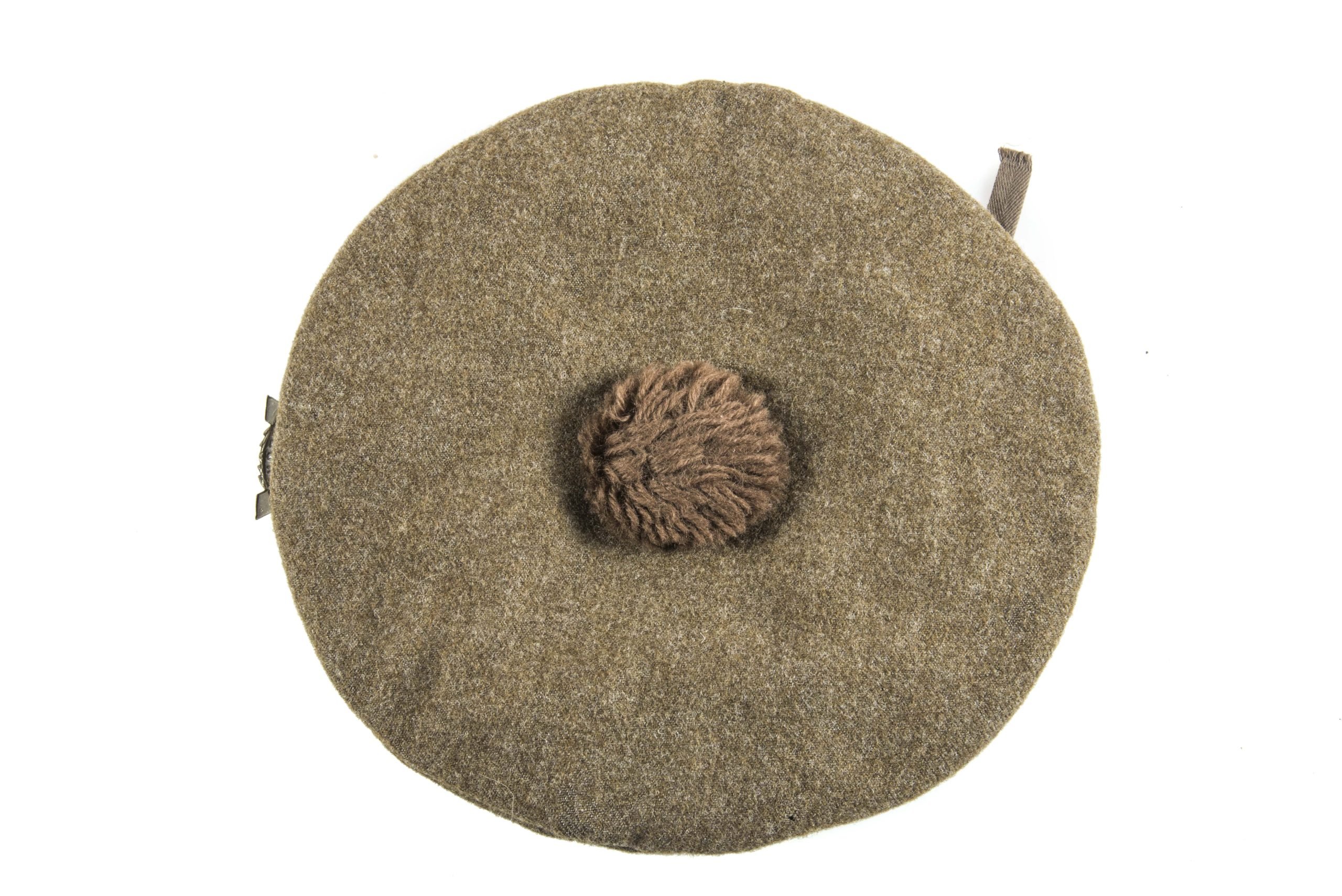 Canadian Tam O' Shamter DMC Cap 1941 7 1/8 – Toronto Scottish — image 4