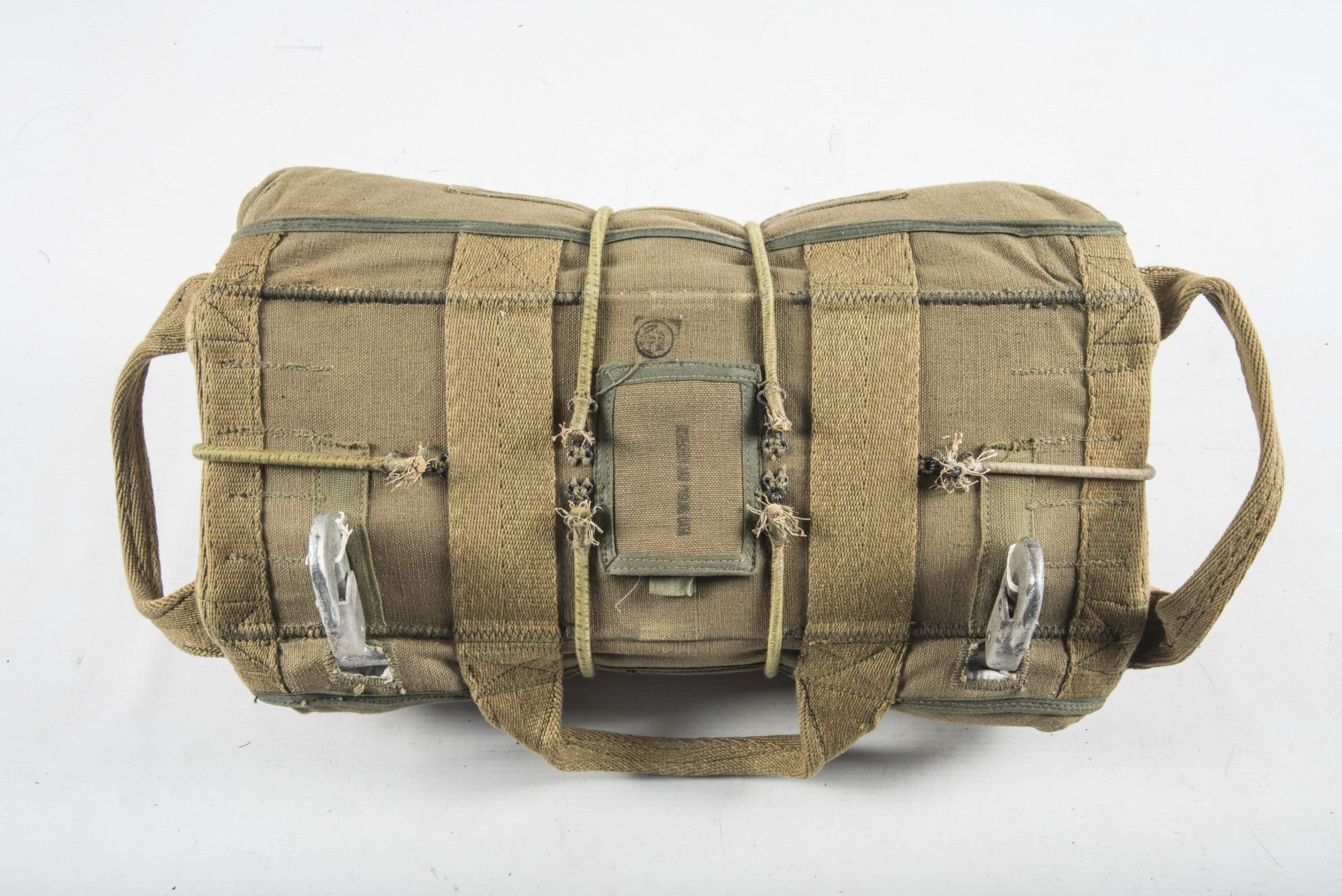 US T-5 chest pack dated October 1944 — image 2