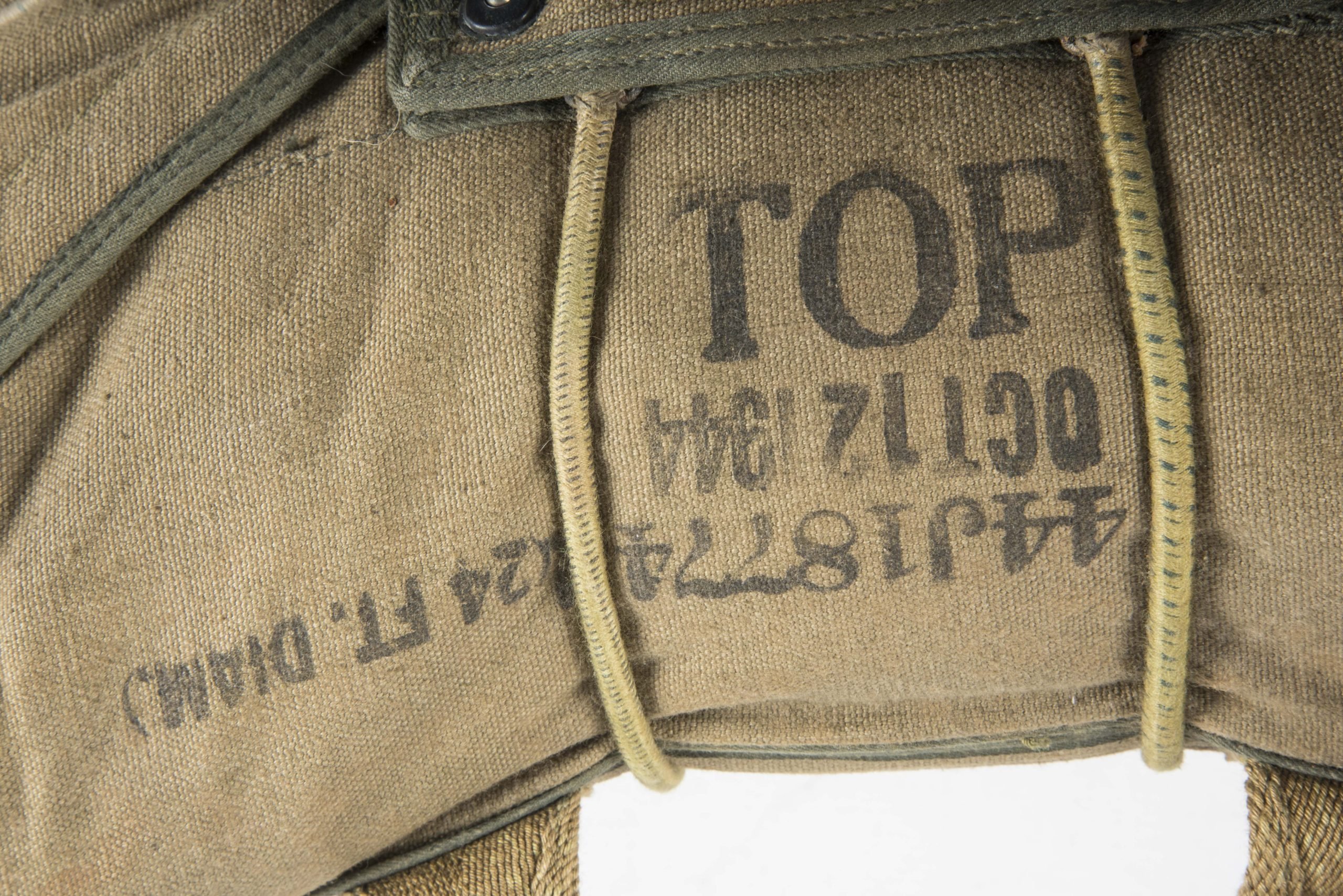 US T-5 chest pack dated October 1944 — image 6