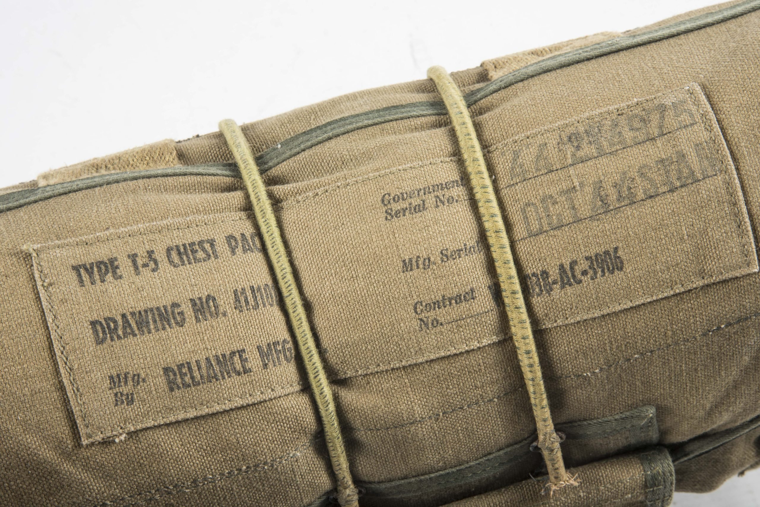 US T-5 chest pack dated October 1944 — image 7