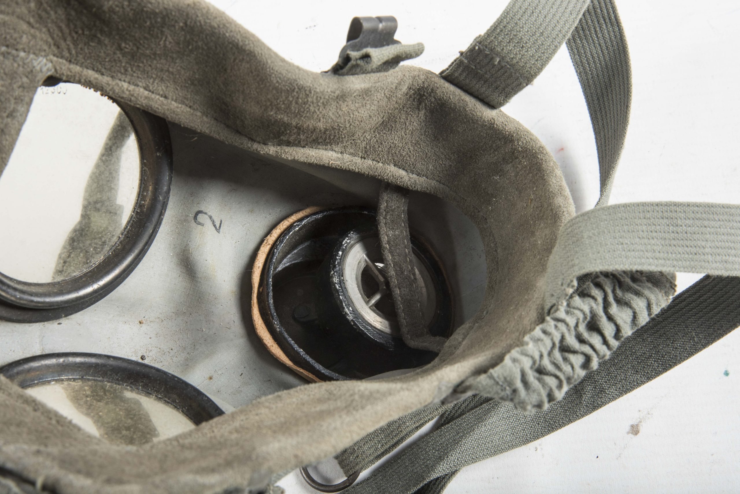 Auer oxygen breathing mask for the Heeresatmer — image 6