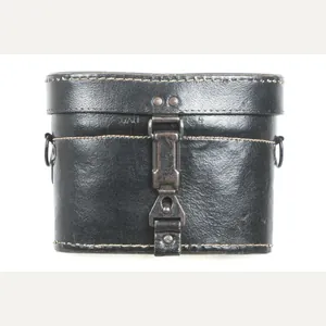 Rare Presstoff case for the Bakelite 6×30 dienstglas marked CXN …