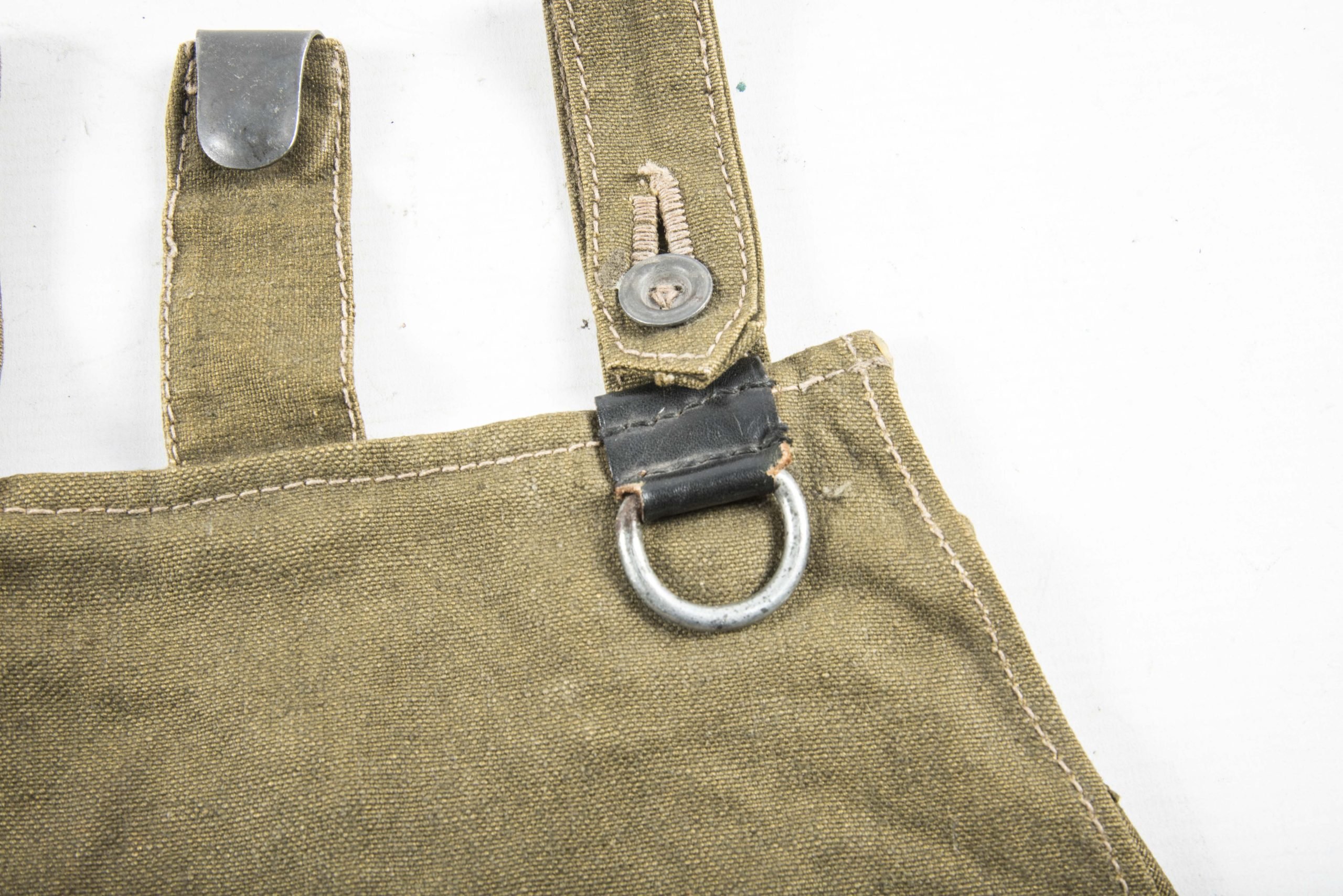 Unissued Heer M31 breadbag — image 3