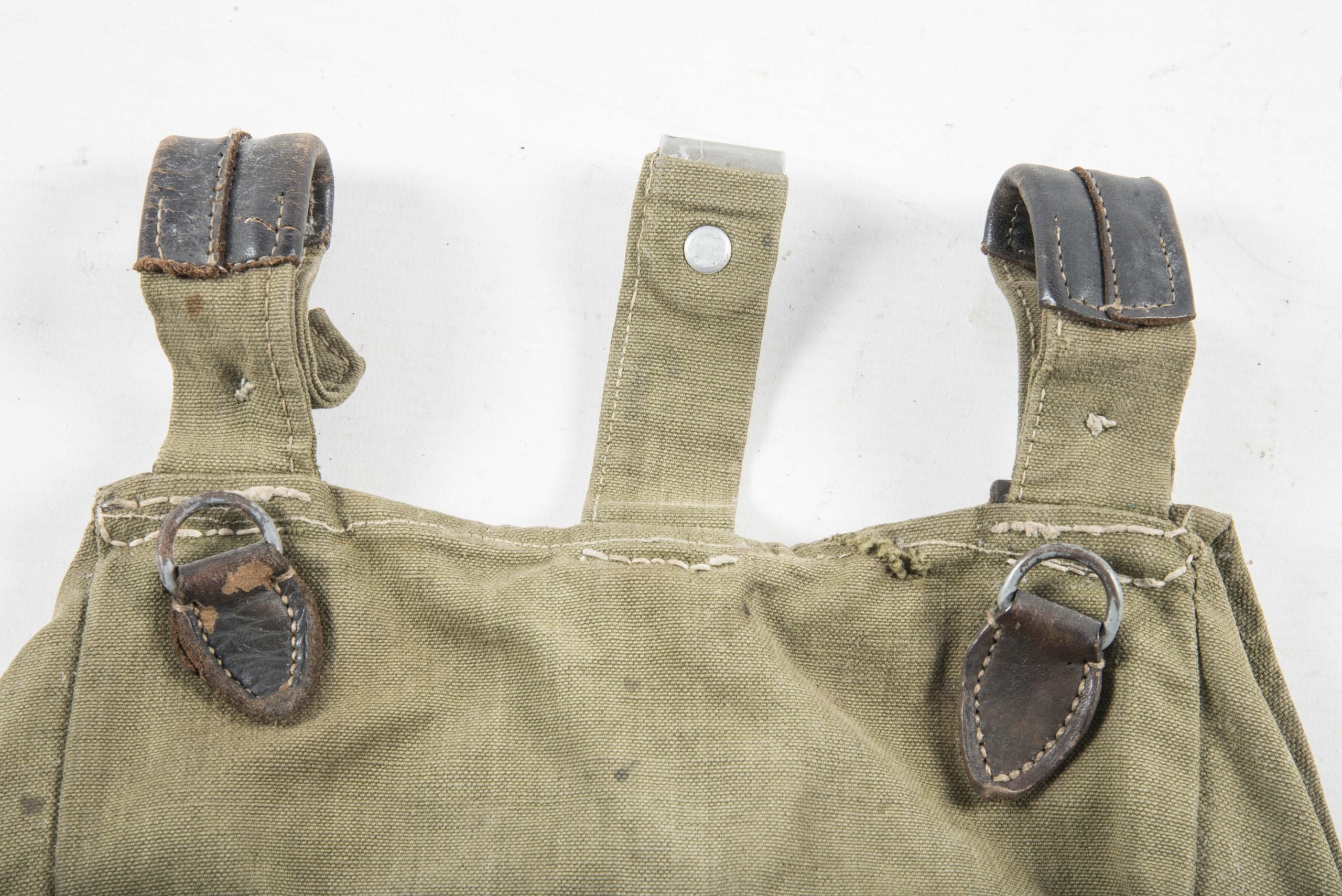 Early M31 breadbag — image 5