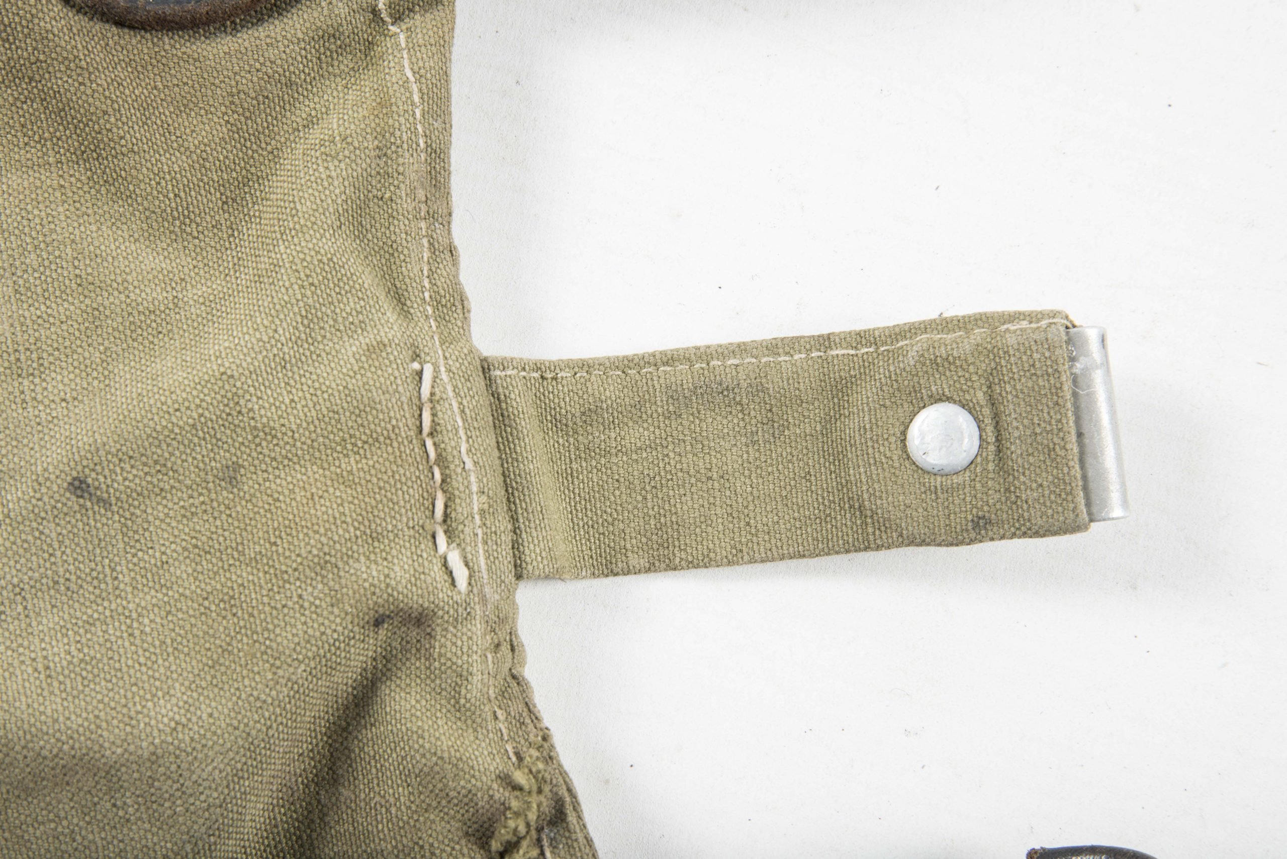 Early M31 breadbag — image 6