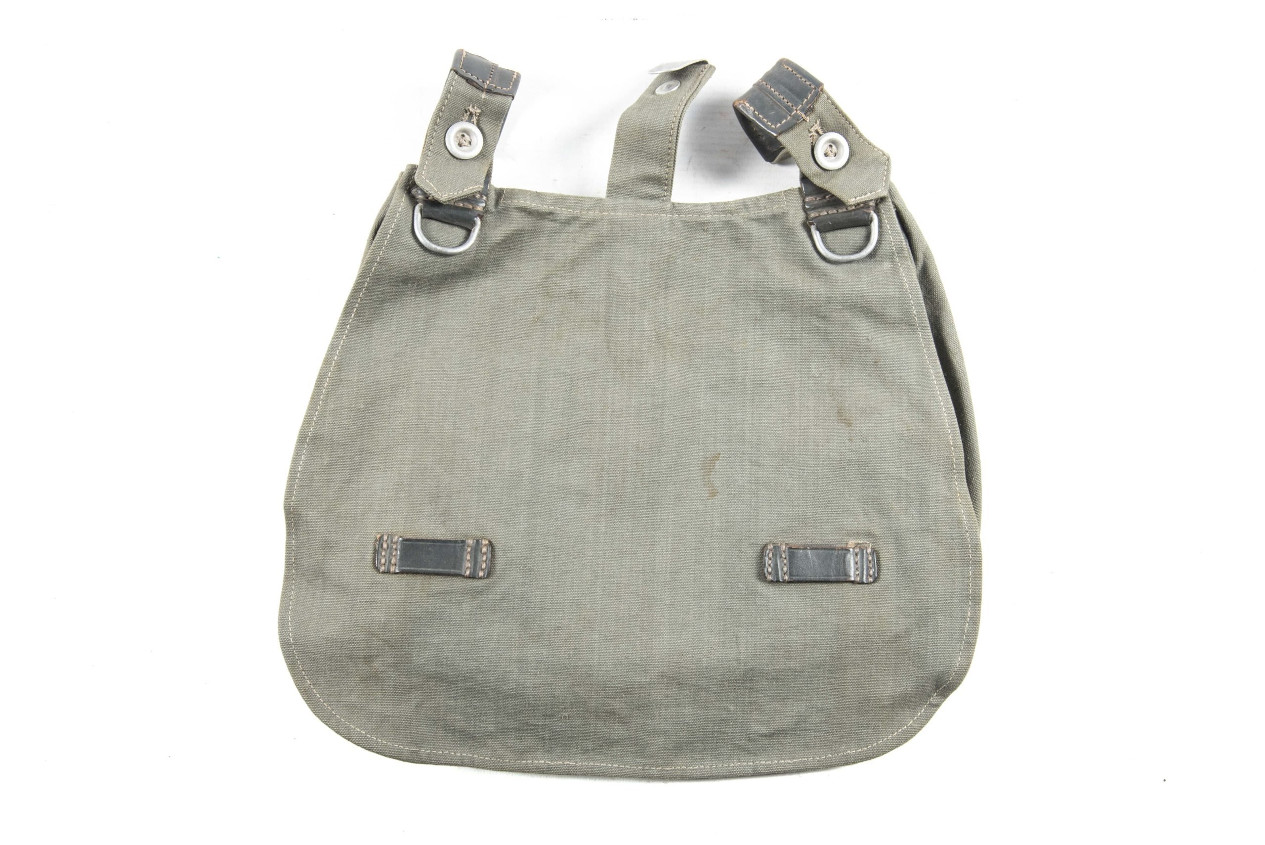 Unissued pre war Heer M31 breadbag marked Albin Scholle, Zeitz 1935