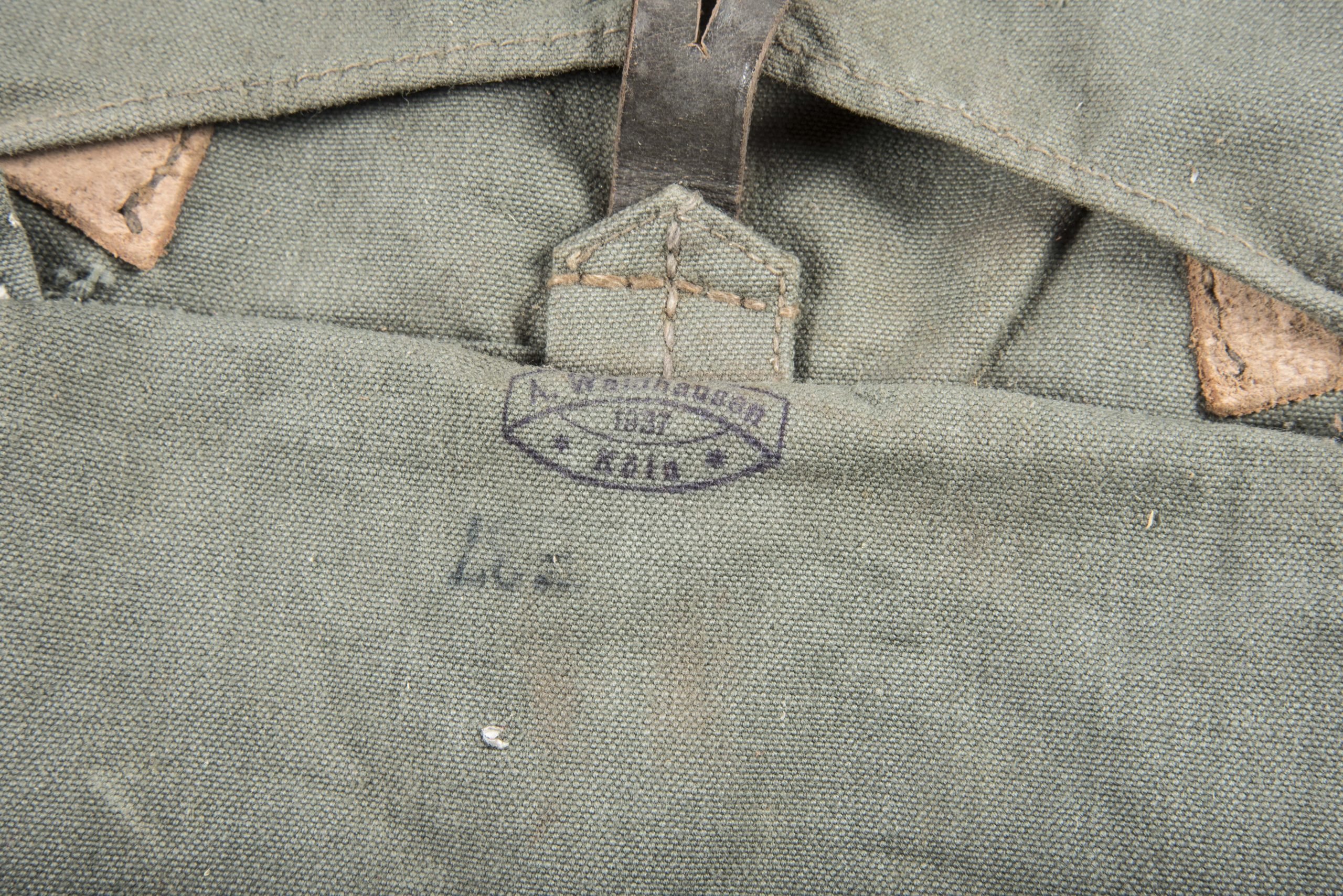 Pre war Heer M31 breadbag marked A. Waldhausen, Köln 1937 — image 3