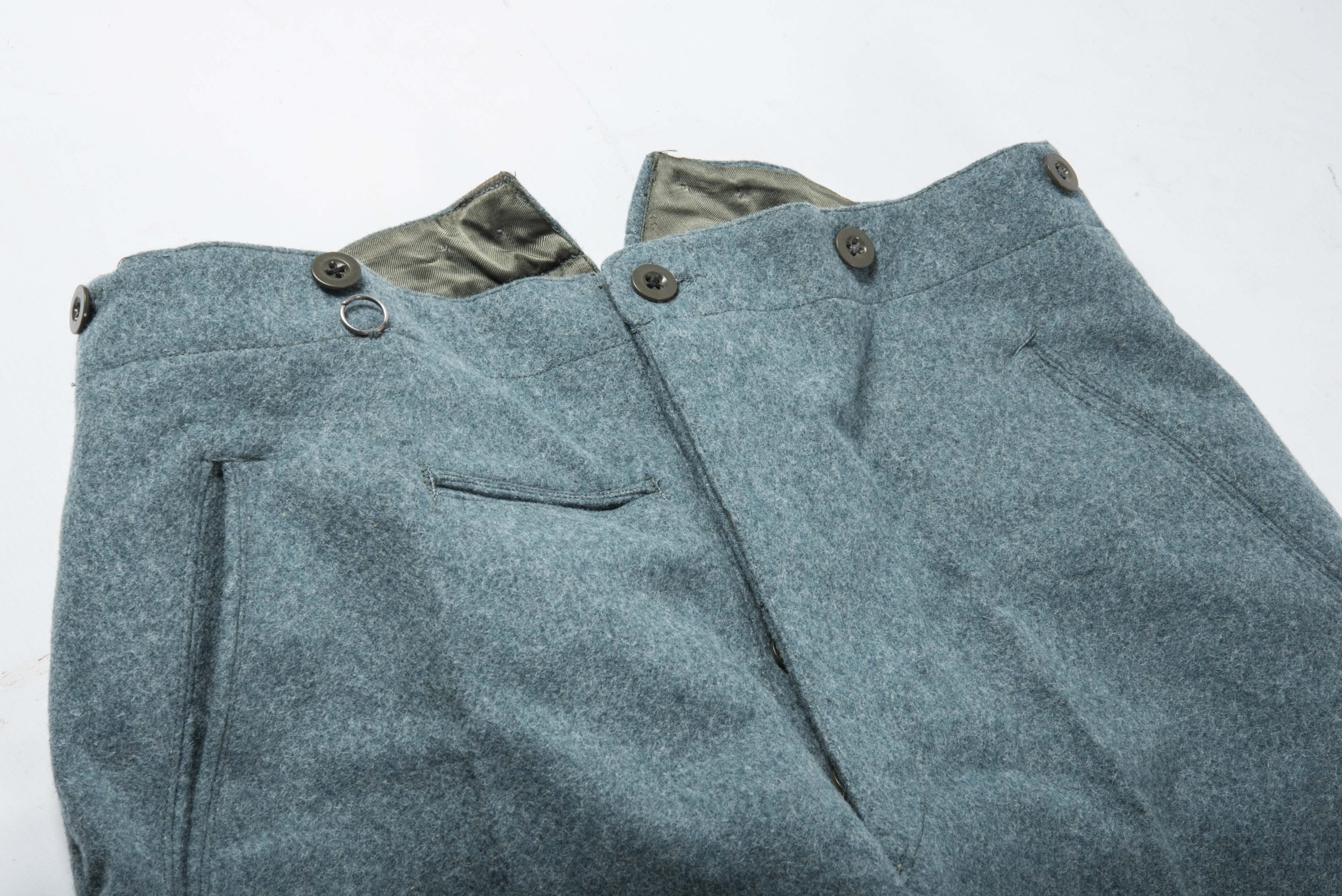 Unissued Polizei M43 trousers — image 2