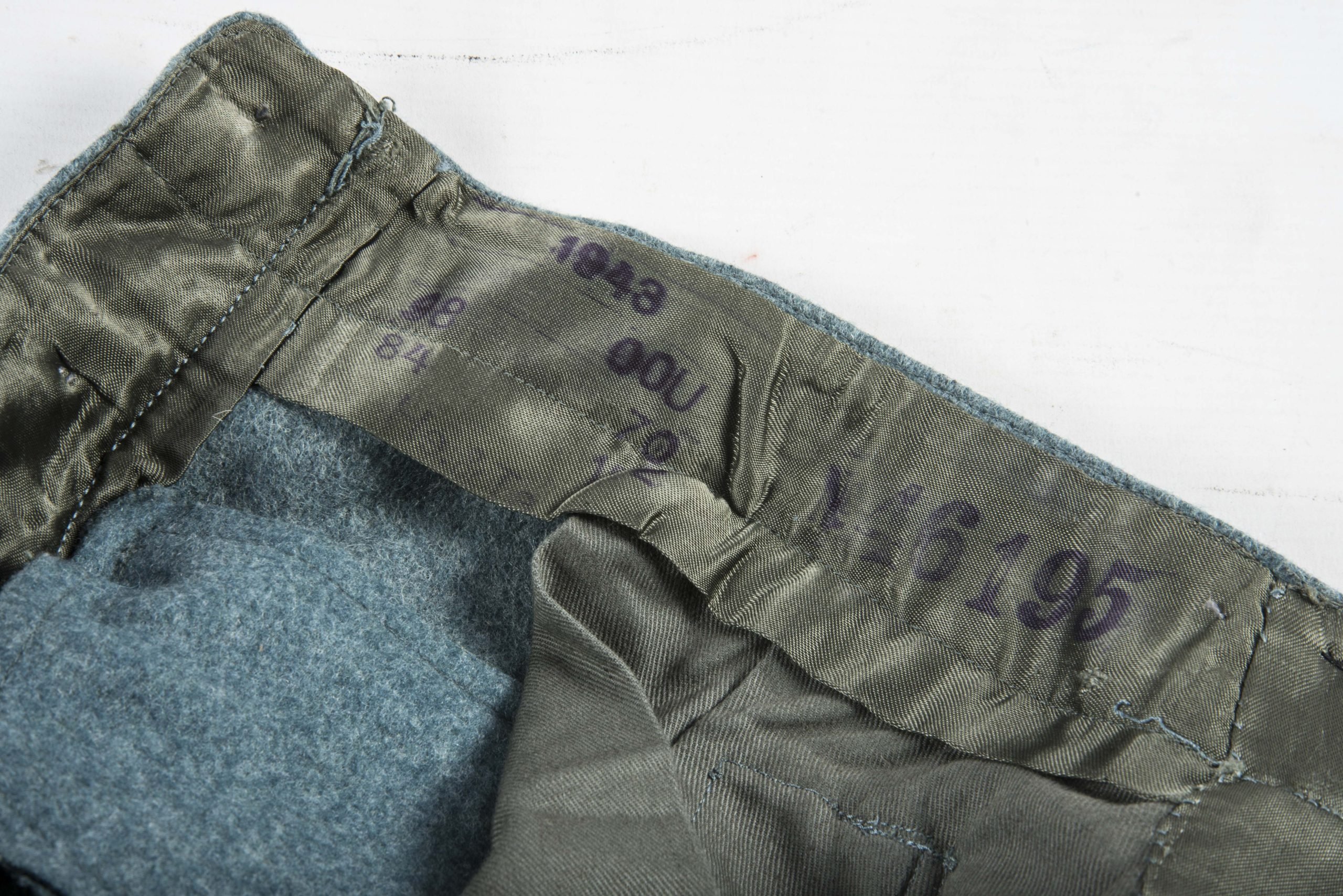 Unissued Polizei M43 trousers — image 6