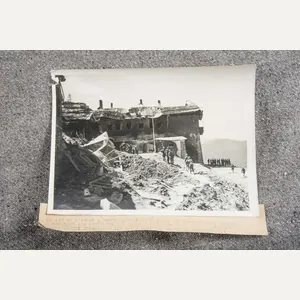Press Photo; US and French soldiers visited Hitler's Berghof