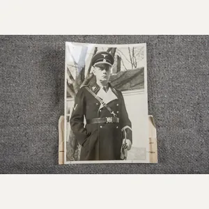 Press photo; Reichsaussenminister von Ribbentrop 45 jahre alt