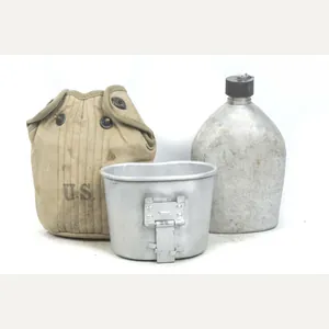 US Canteen set dated 1942 with 1941 dated cup and …
