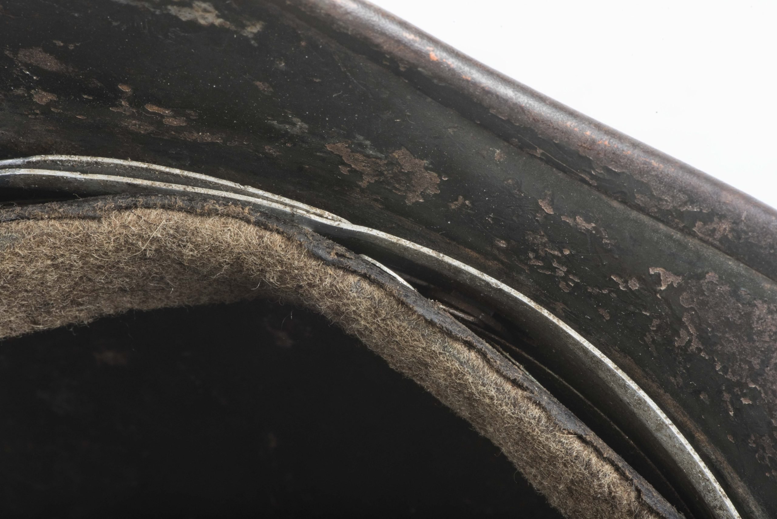 Battledamaged Q64 M40 Waffen-SS helmet — image 13