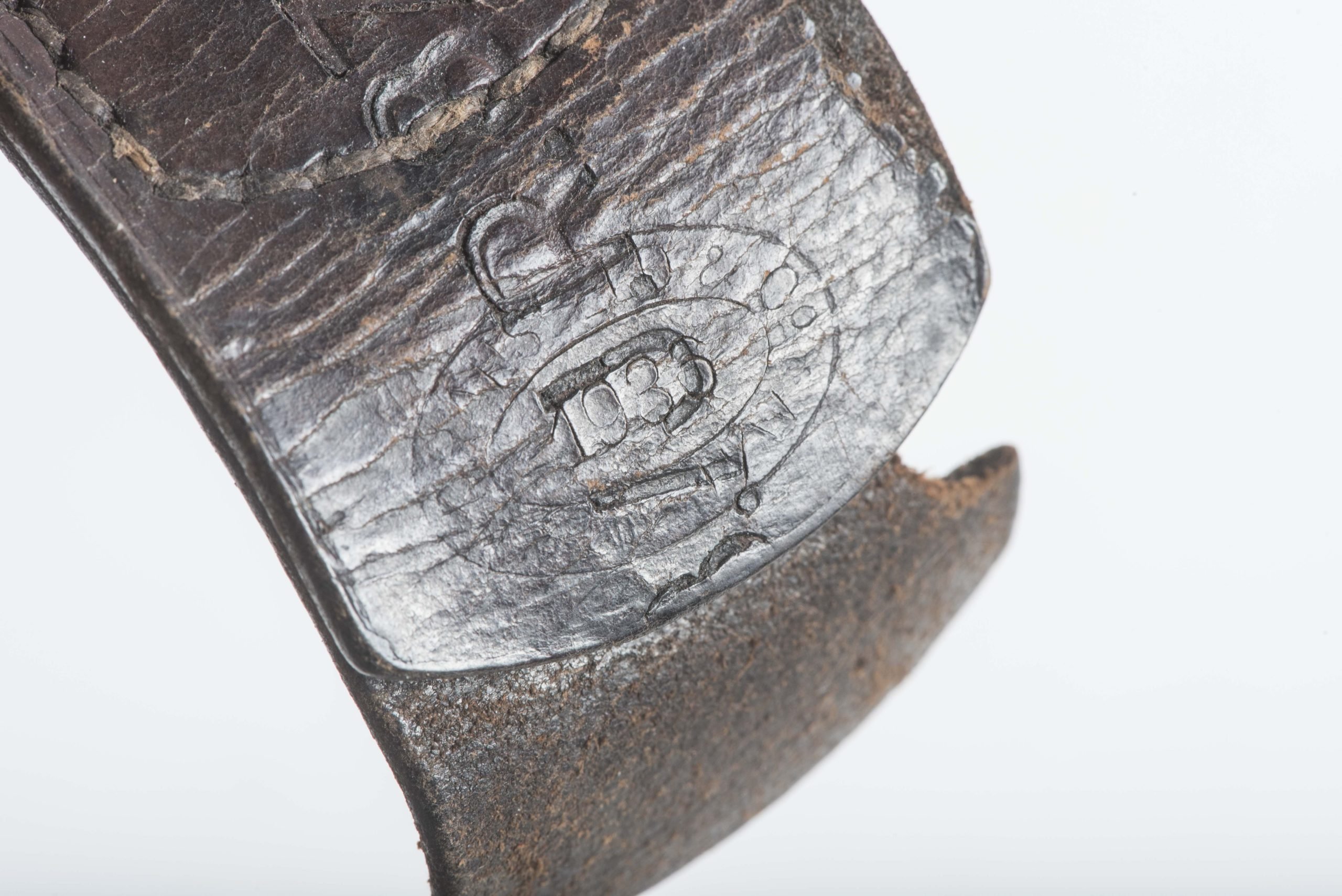 Tabbed aluminium belt buckle marked Dransfeld 1938 3./J.R.37 — image 7