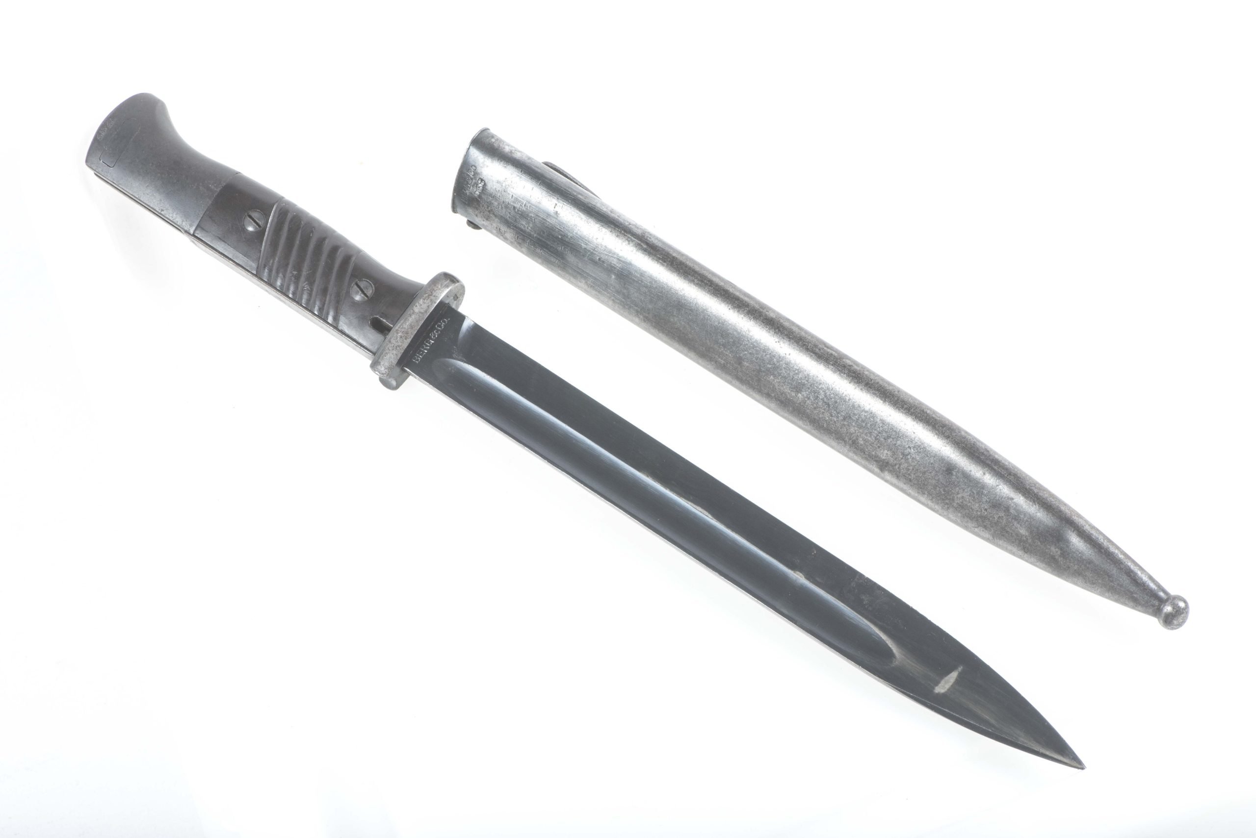 Matching K98 bayonet marked Berg & Co. 1938 #699 — image 2