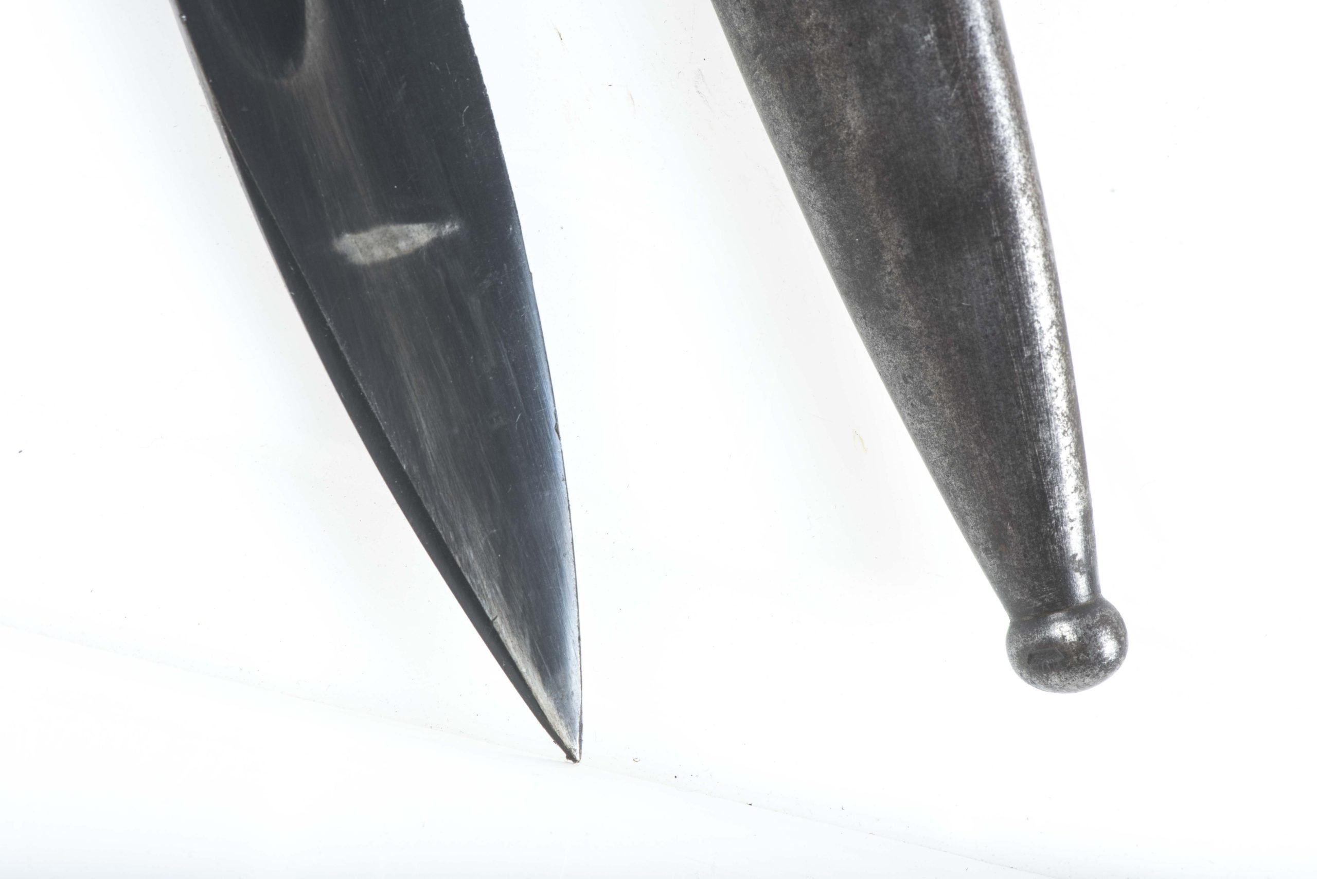 Matching K98 bayonet marked Berg & Co. 1938 #699 — image 3