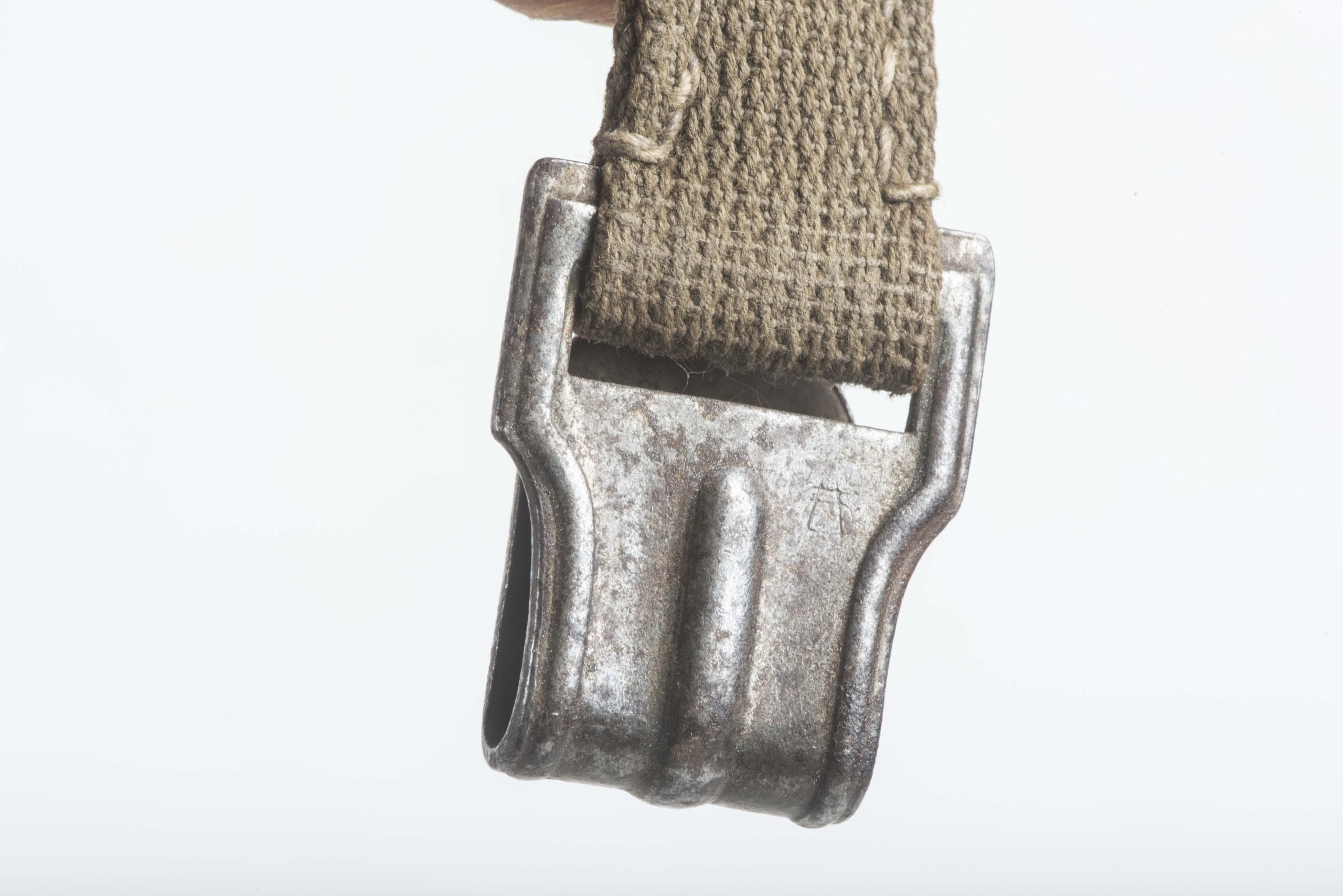 Short gasmask canister strap — image 3