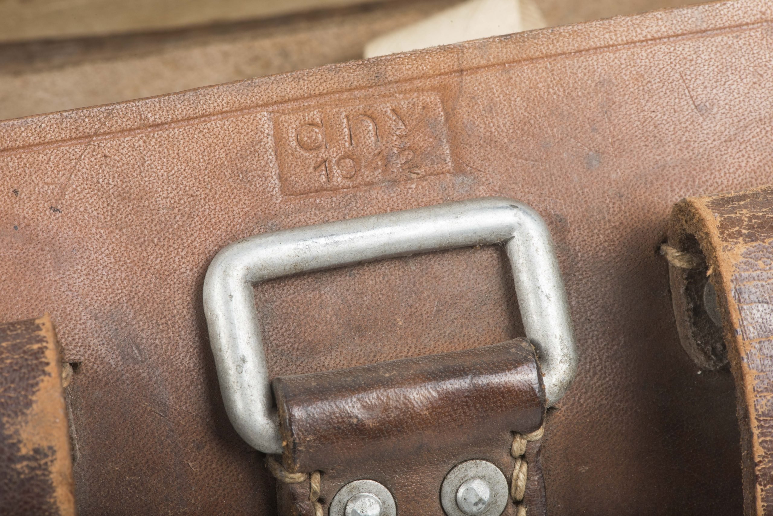 Sanitäter pouches with contents marked dny 1942 — image 9