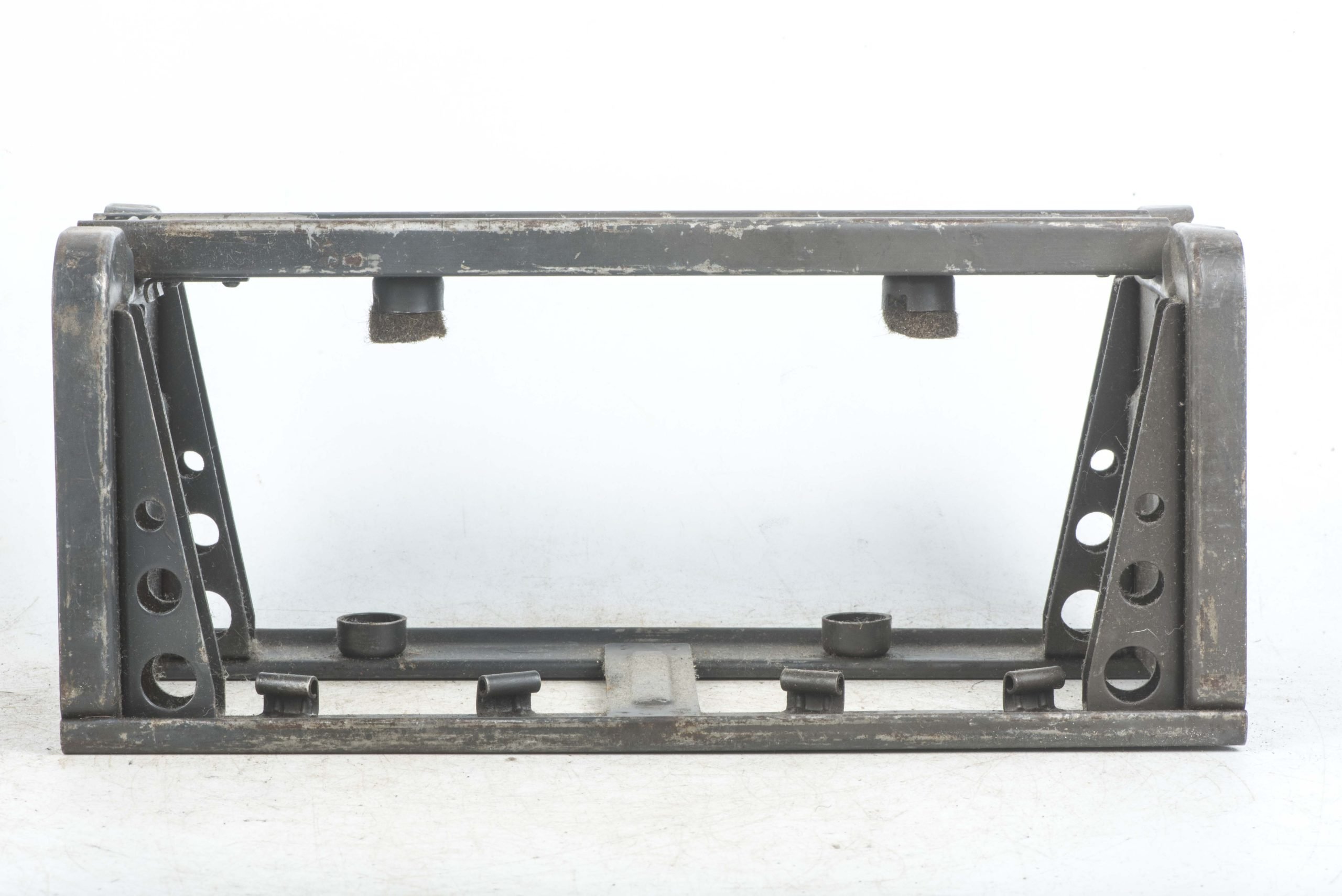 MG34 u. MG42 drum carrier marked 959 43 in factory two tone camouflage — image 3