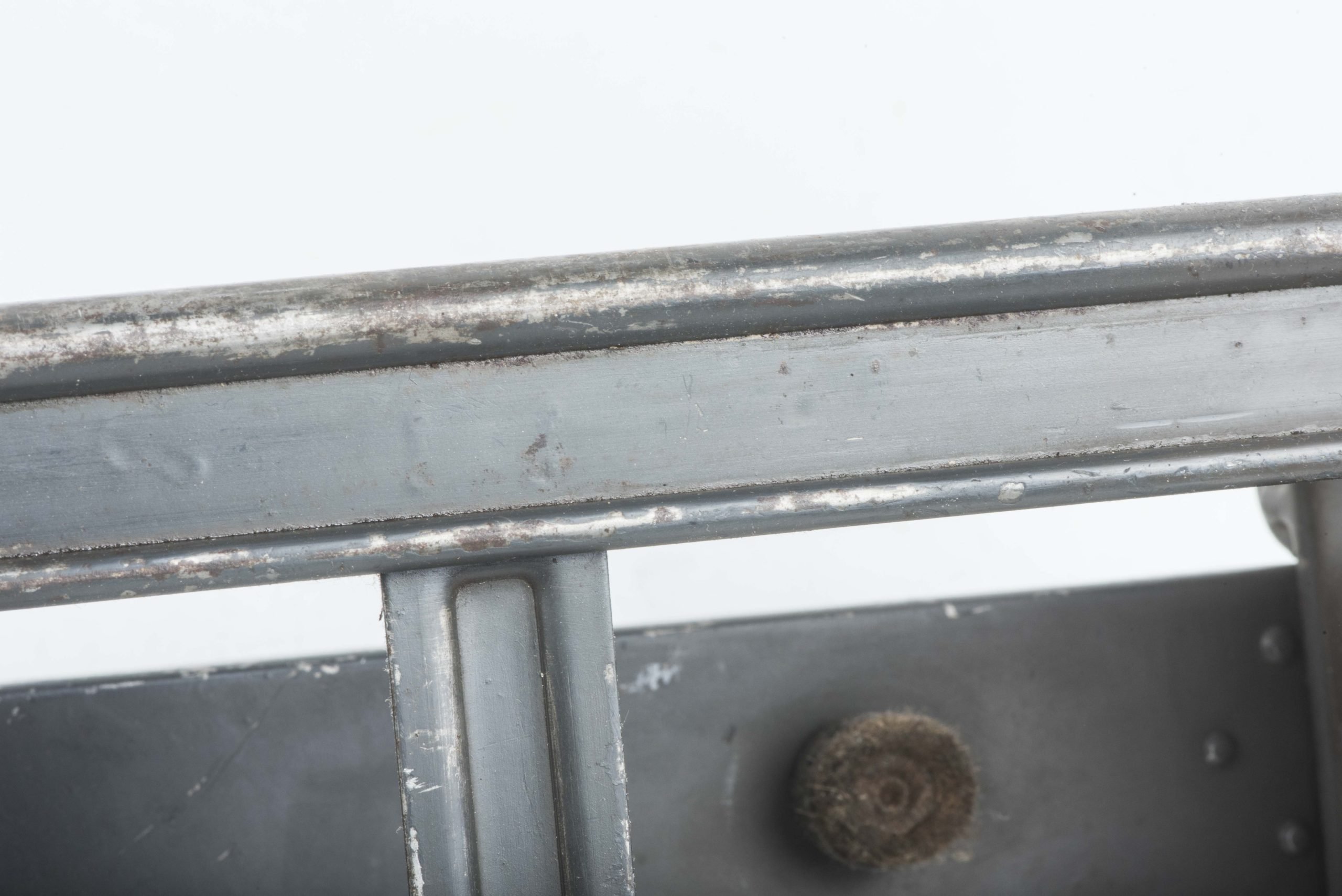 MG34 u. MG42 drum carrier marked 959 43 in factory two tone camouflage — image 6