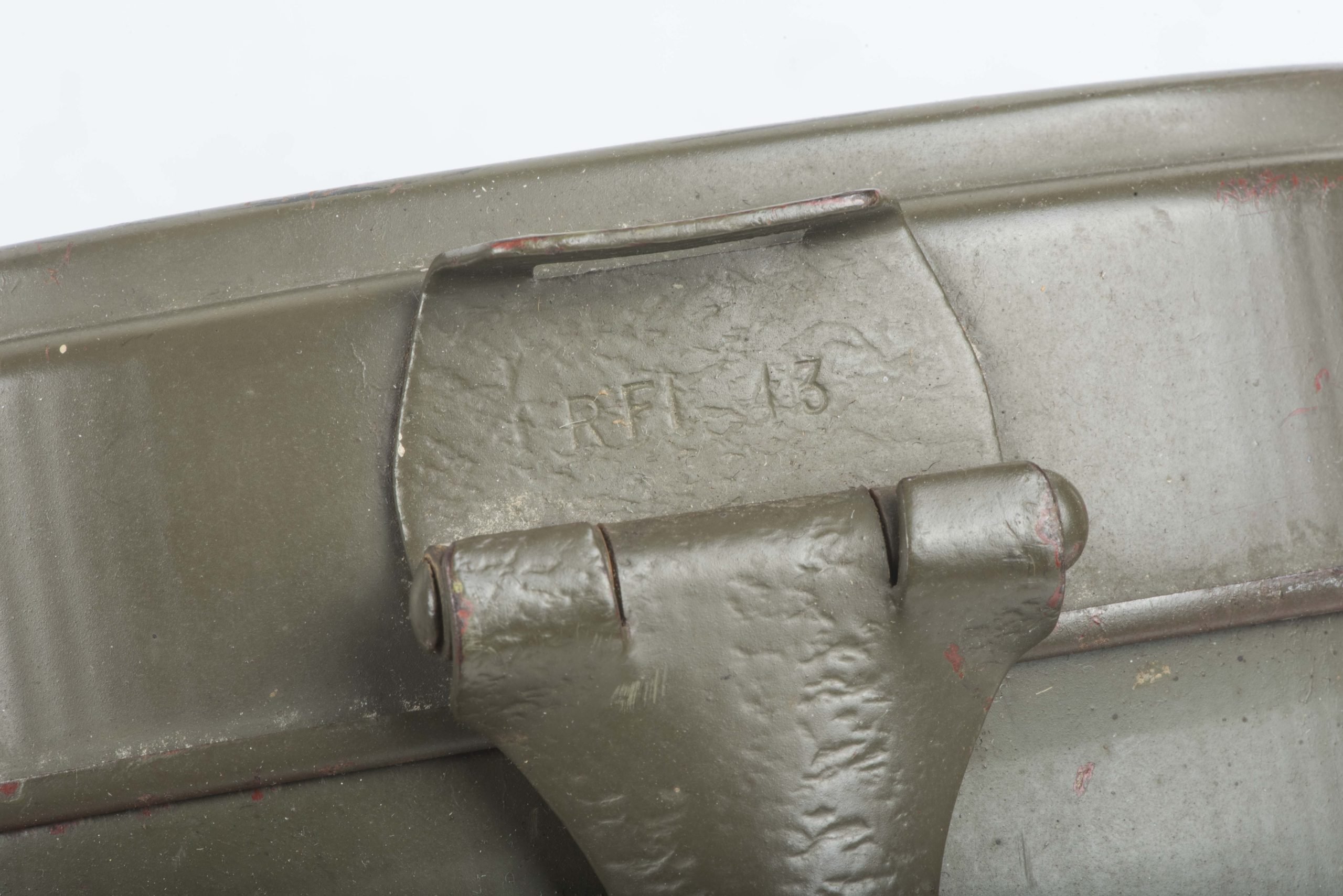 M42 messkit marked RFI 43 — image 4