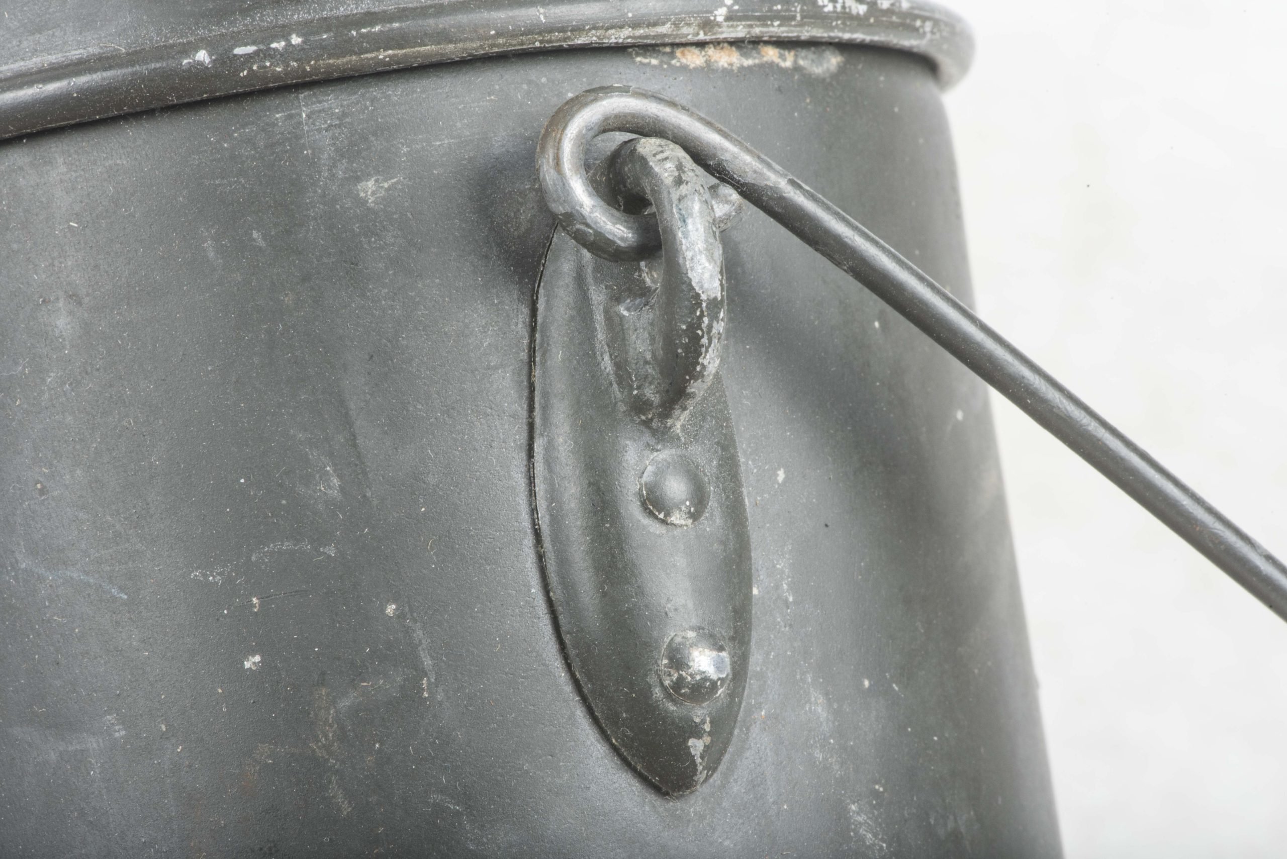 Unissued M31 messkit marked HRE 40 with factory wrapping — image 4