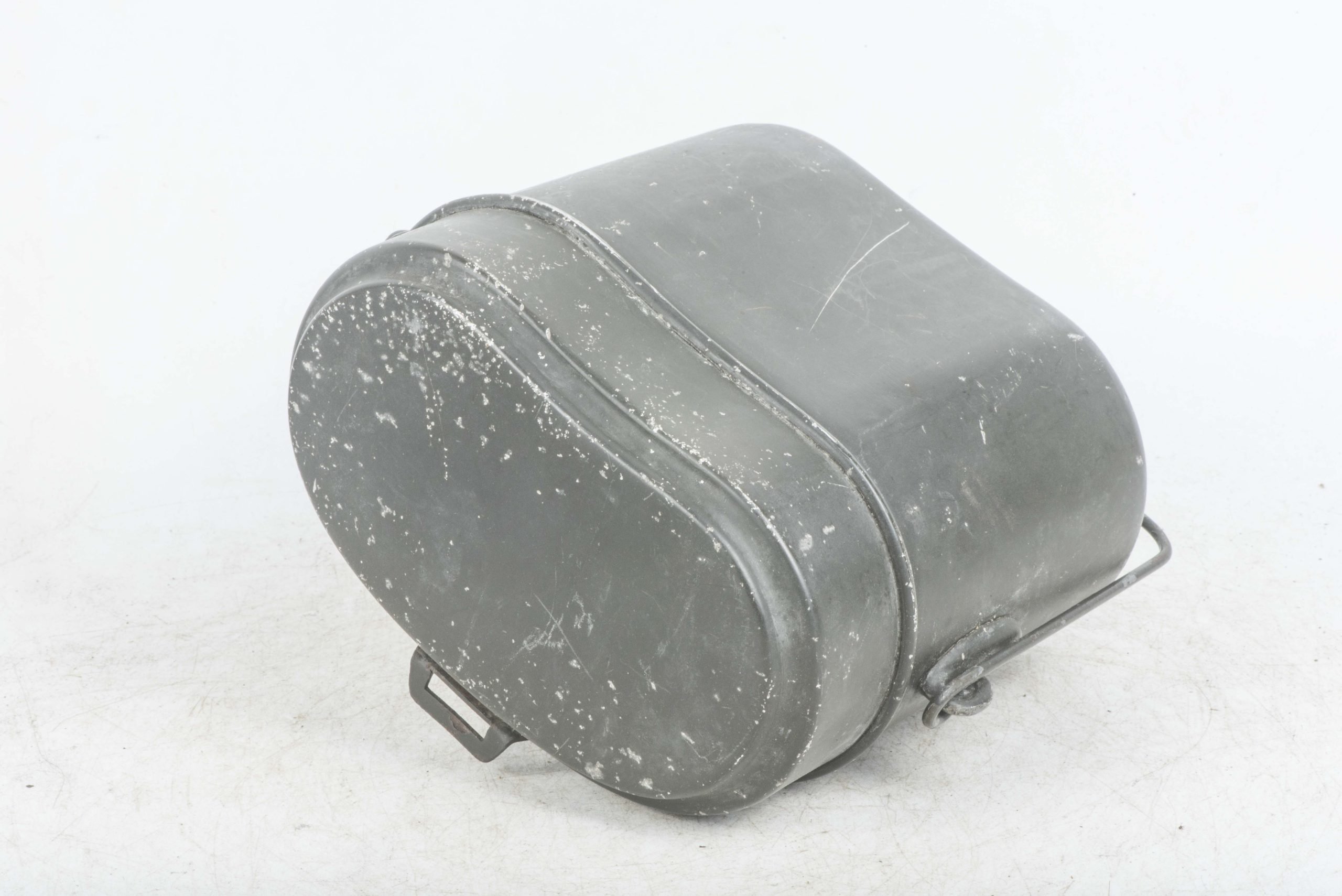 Unissued M31 messkit marked HRE 40 with factory wrapping — image 5