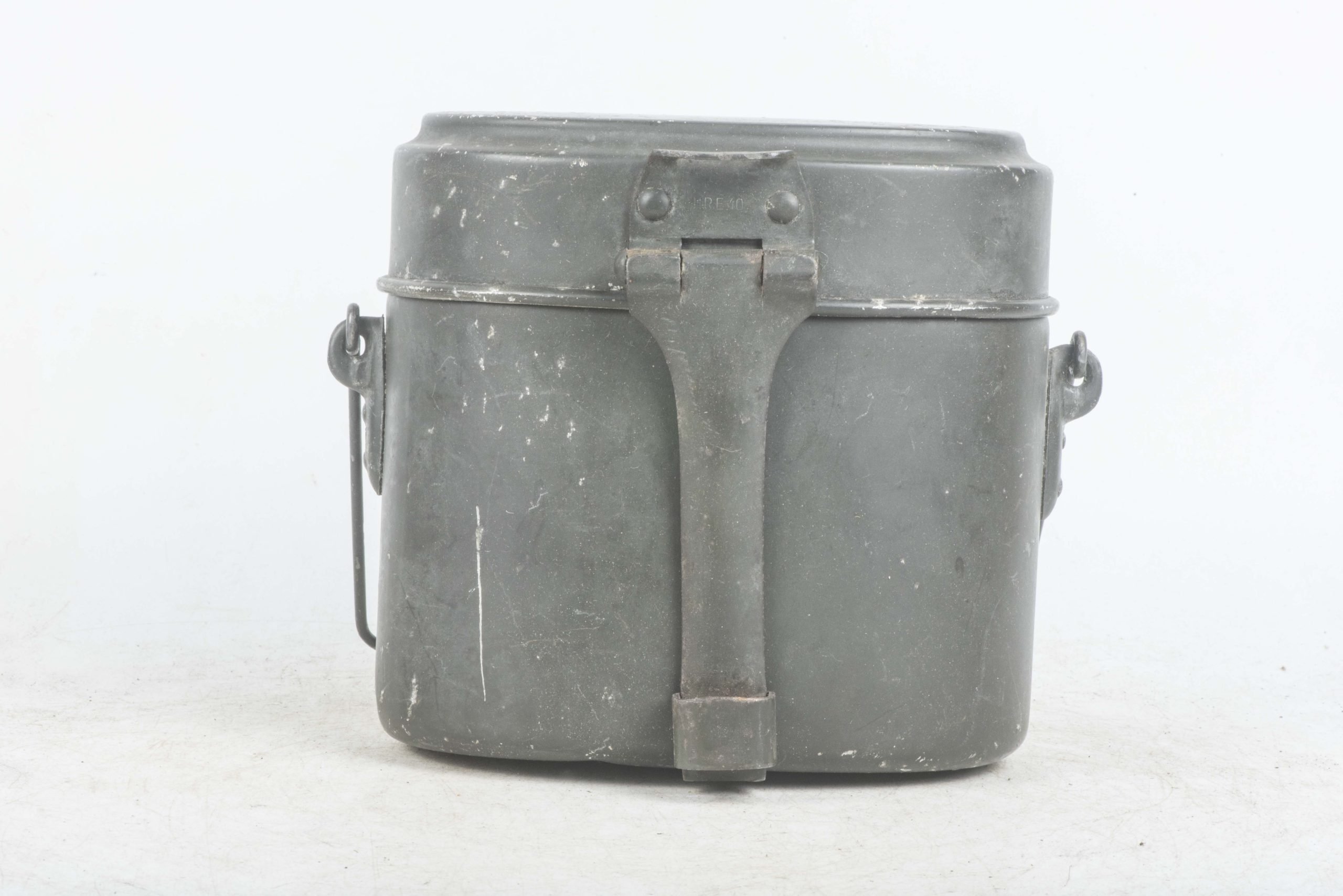 Unissued M31 messkit marked HRE 40 with factory wrapping — image 6