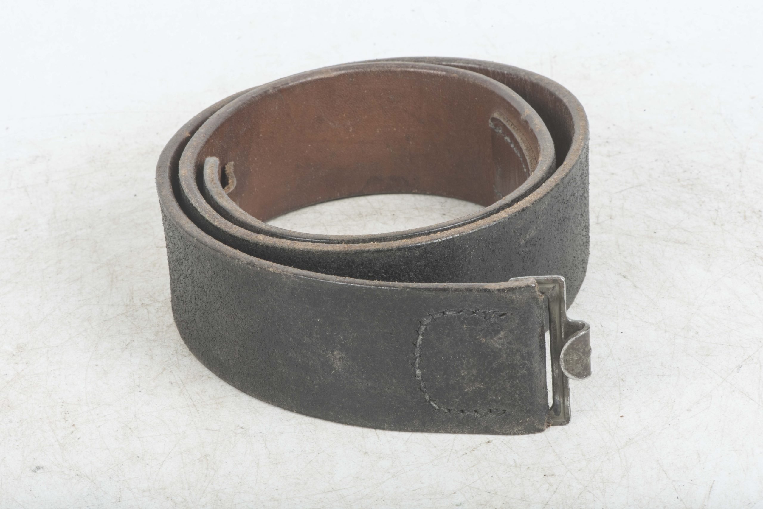 Leather EM / NCO equipment belt marked Ernst Köhn Solingen — image 2