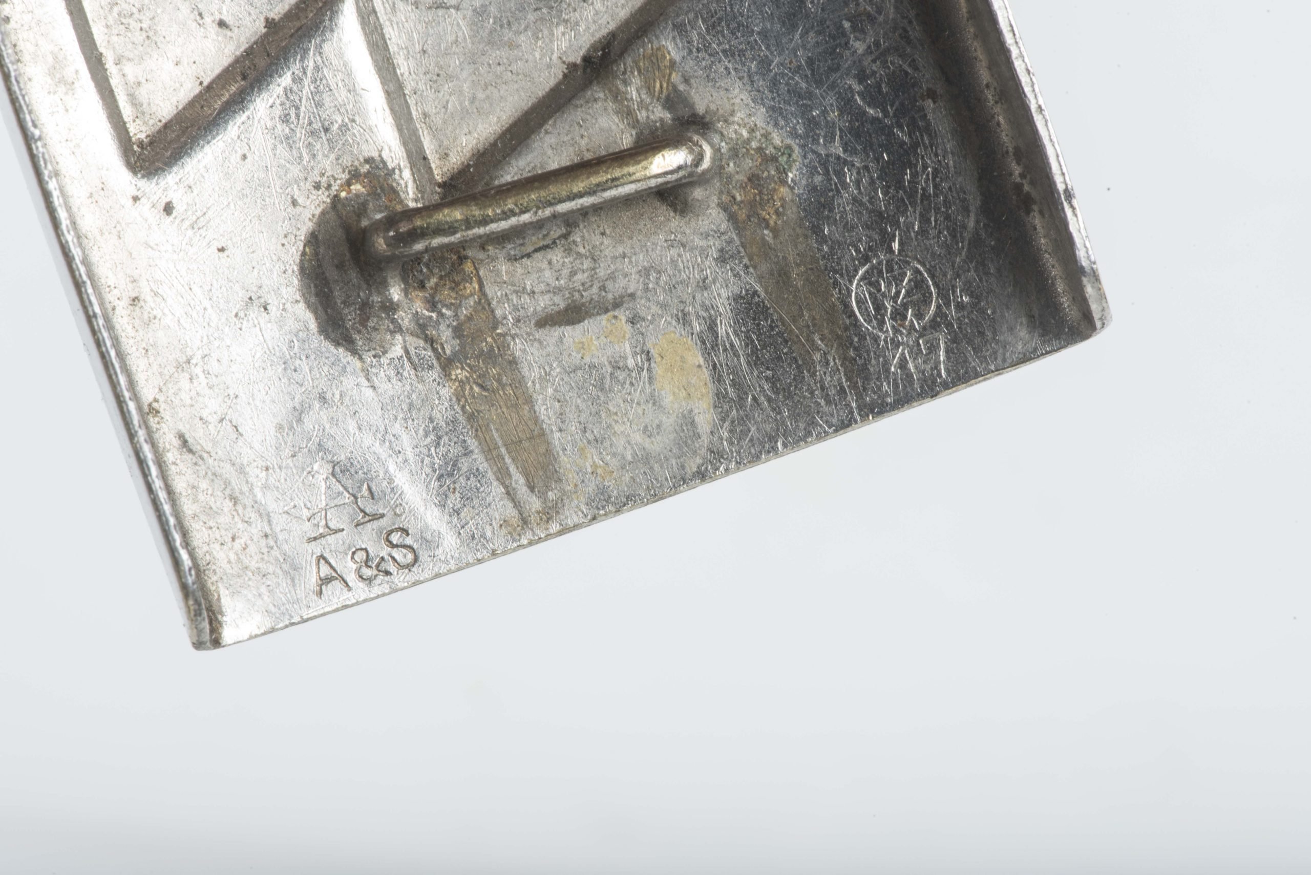 DJ buckle marked A RZM 17 — image 3