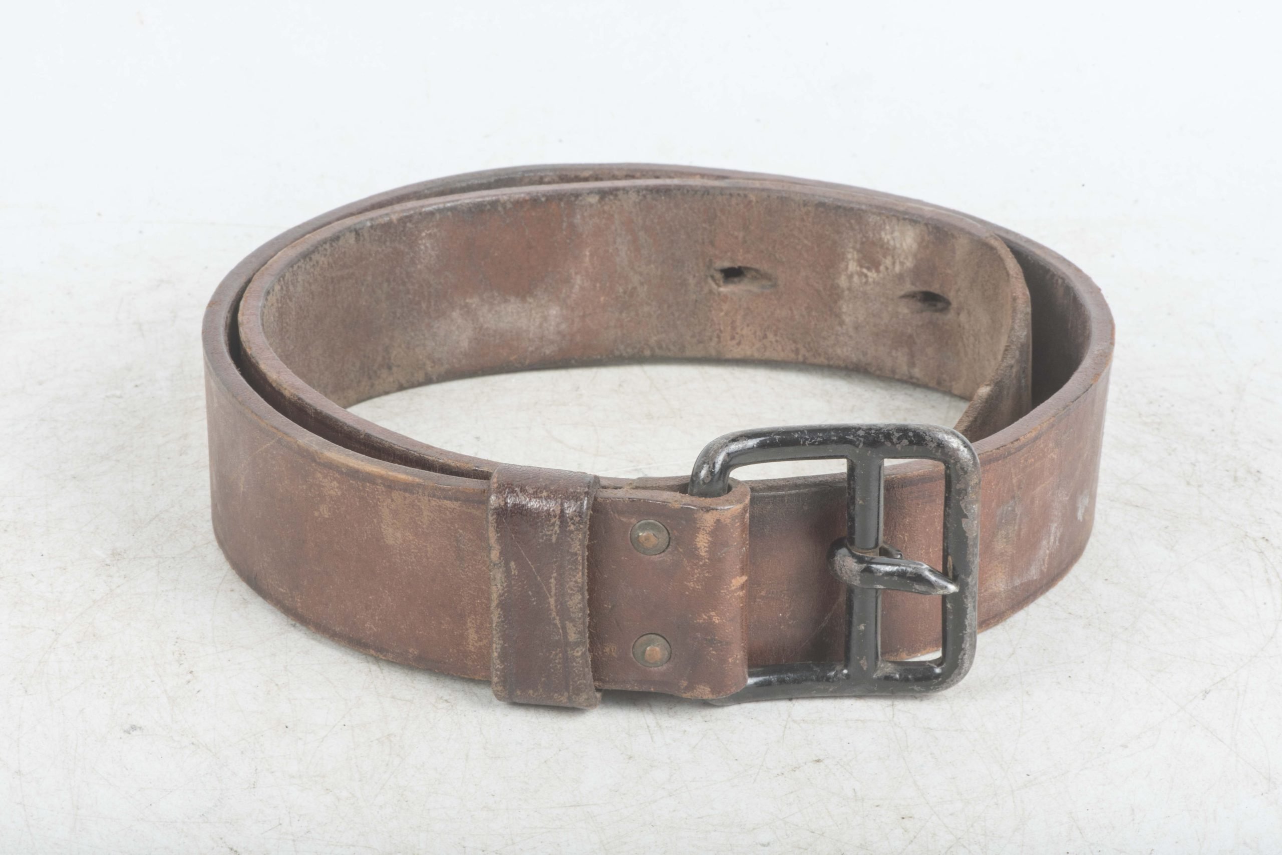 Dutch EM equipment belt marked CM 1917 — image 4