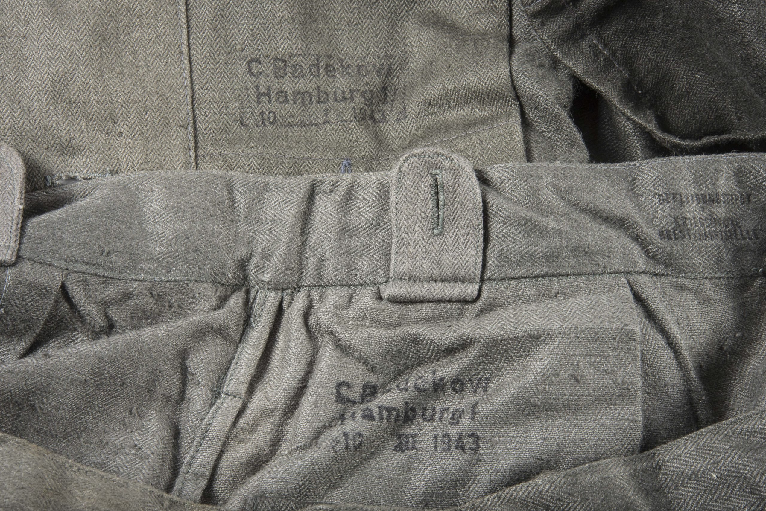 Rare Kriegsmarine Uboot work suit by C. Badekow dated 1943 — image 15