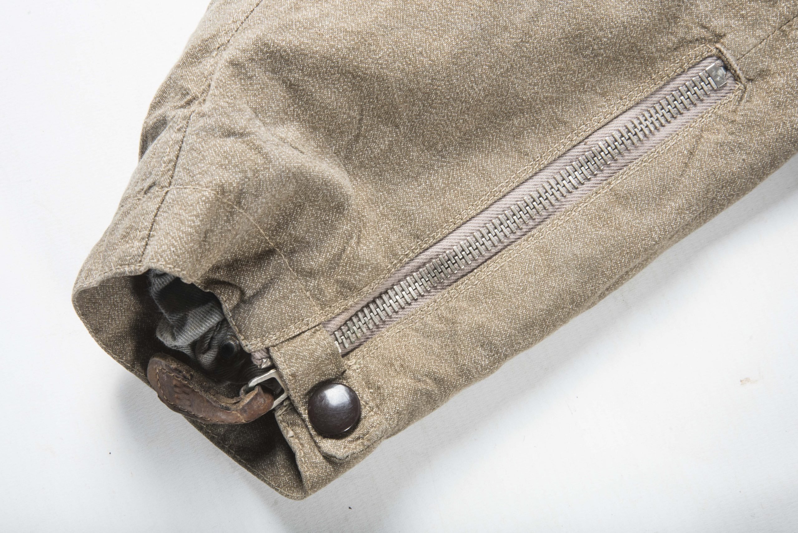 Luftwaffe summer flight suit by Bekleidungsfabrik Habett dated 1942 — image 10