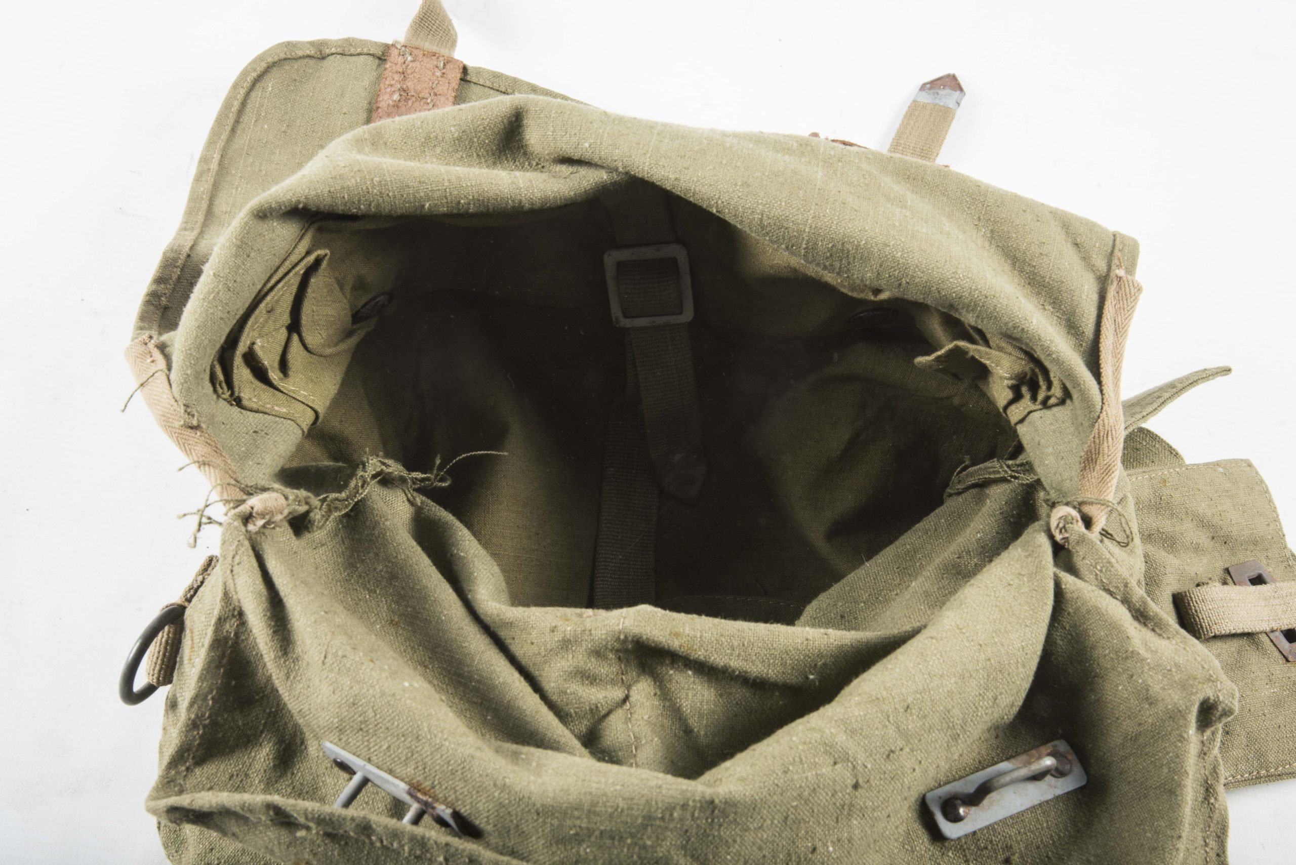 Large Pionier satchel bag marked R.B.Nr. 0/0676/0099 — image 5