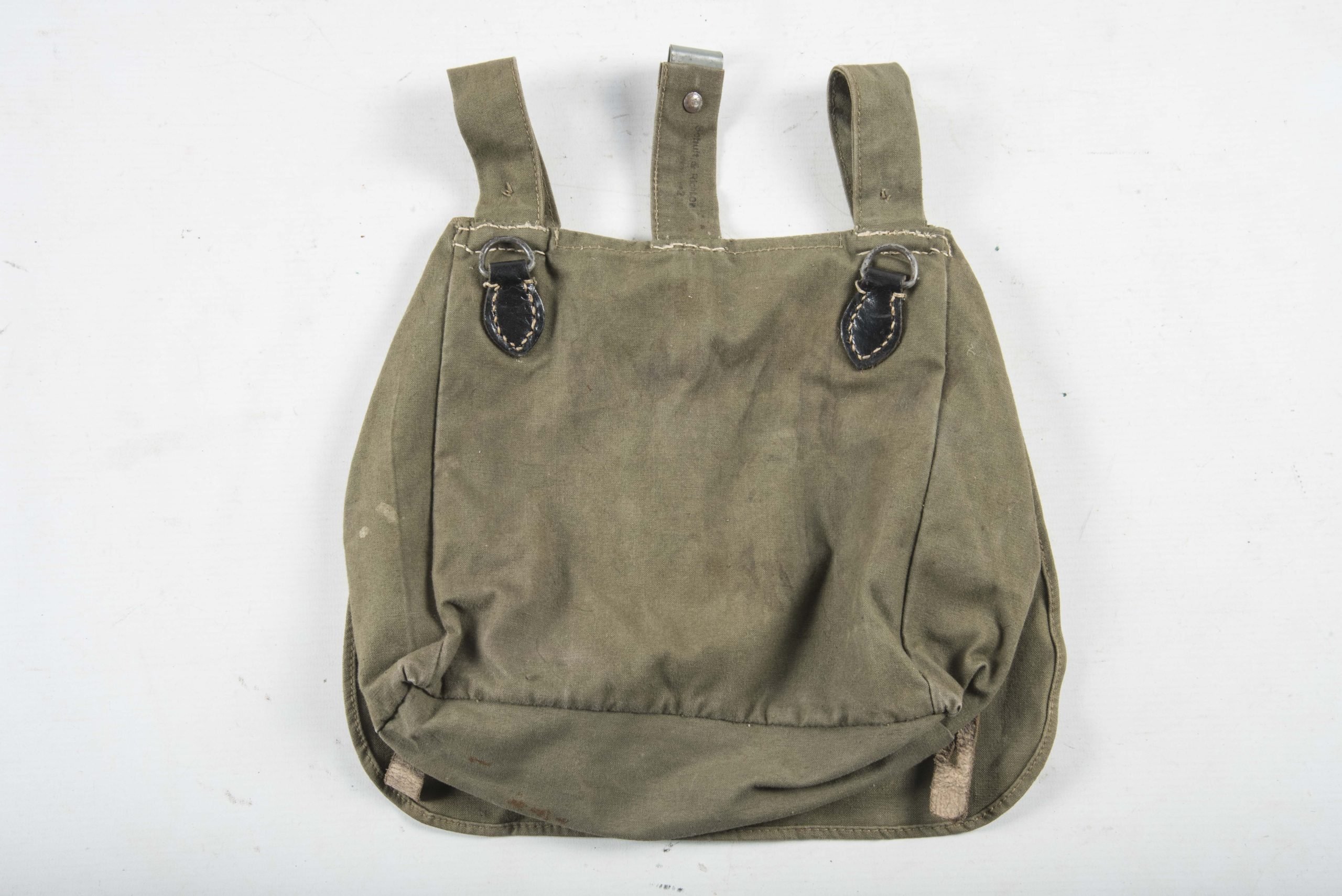 M31 breadbag marked Schutt & Richter 1942 — image 4