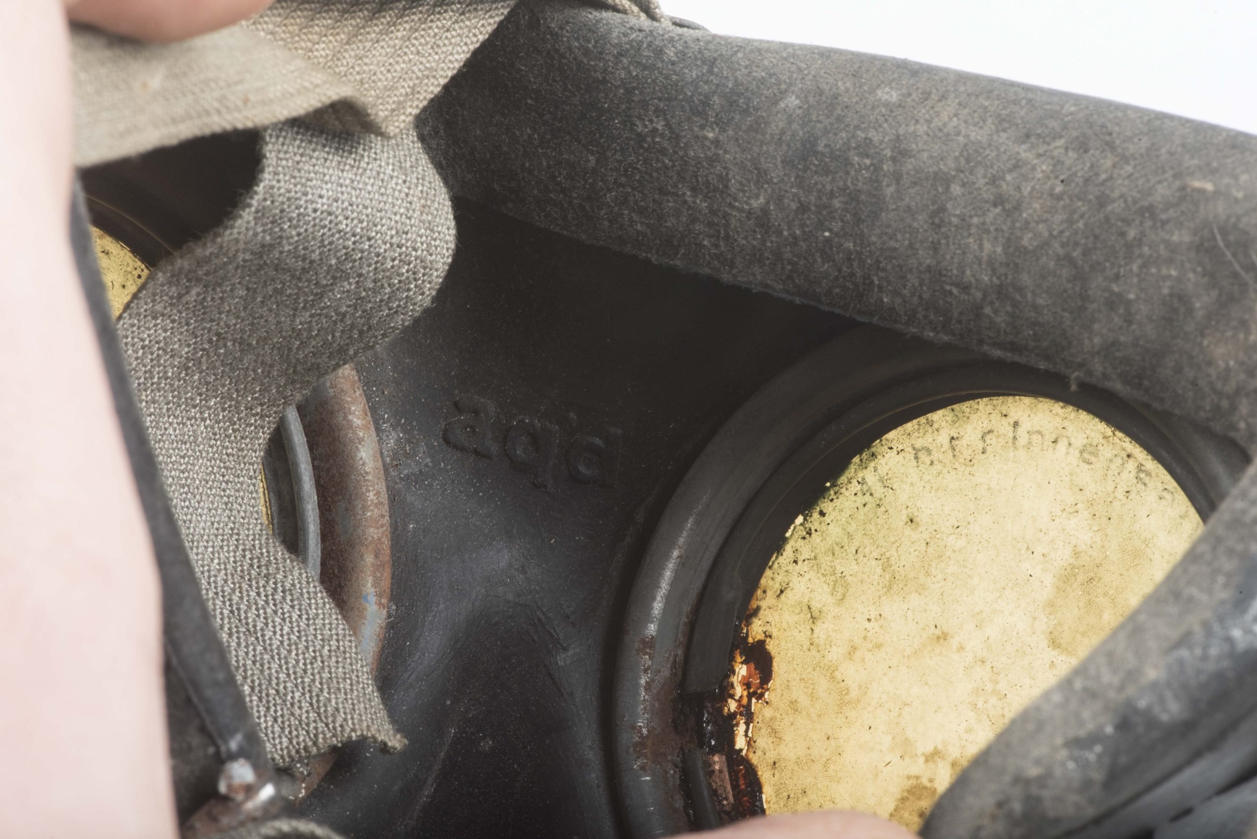 M38 gasmask marked aqd size 2 — image 7