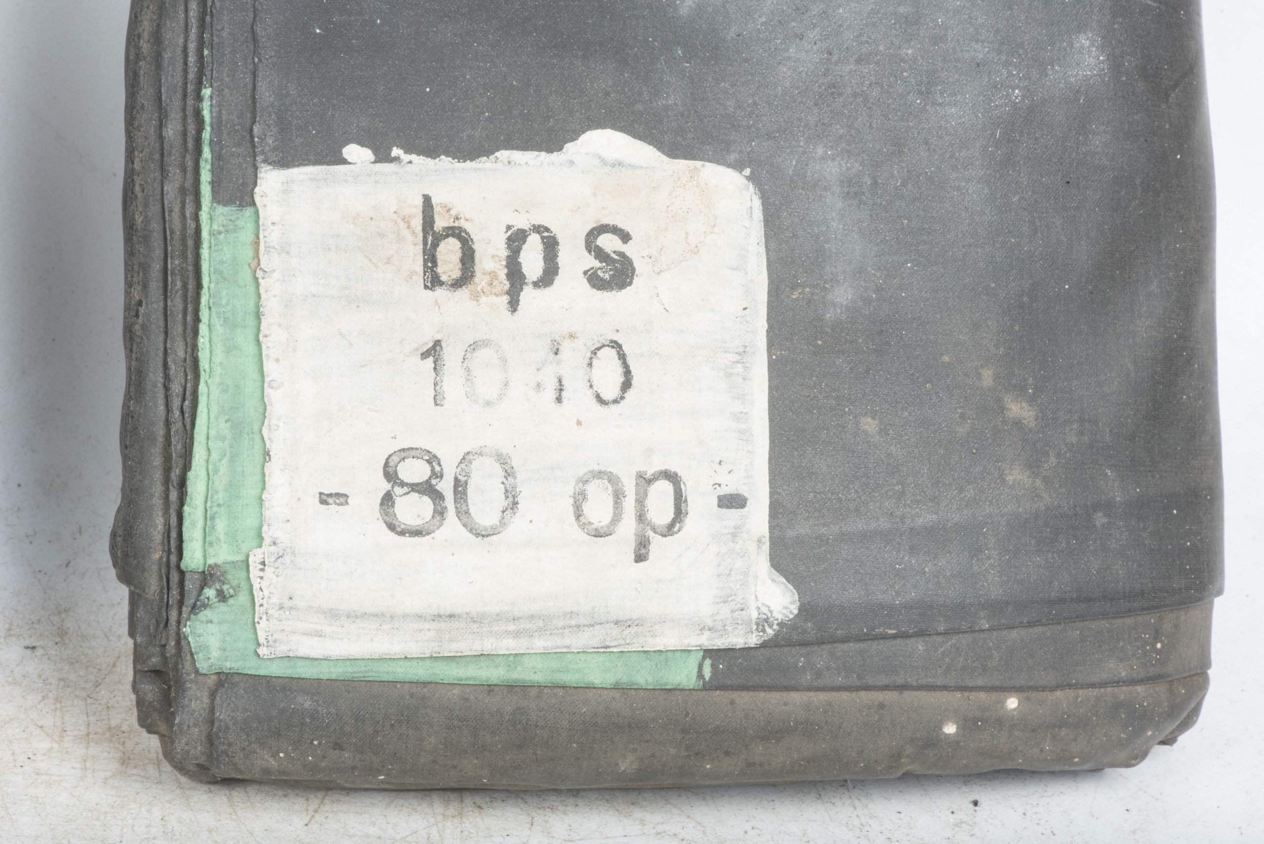 Rubberized gascape with pouch marked bps 1040 – 80 op – — image 2