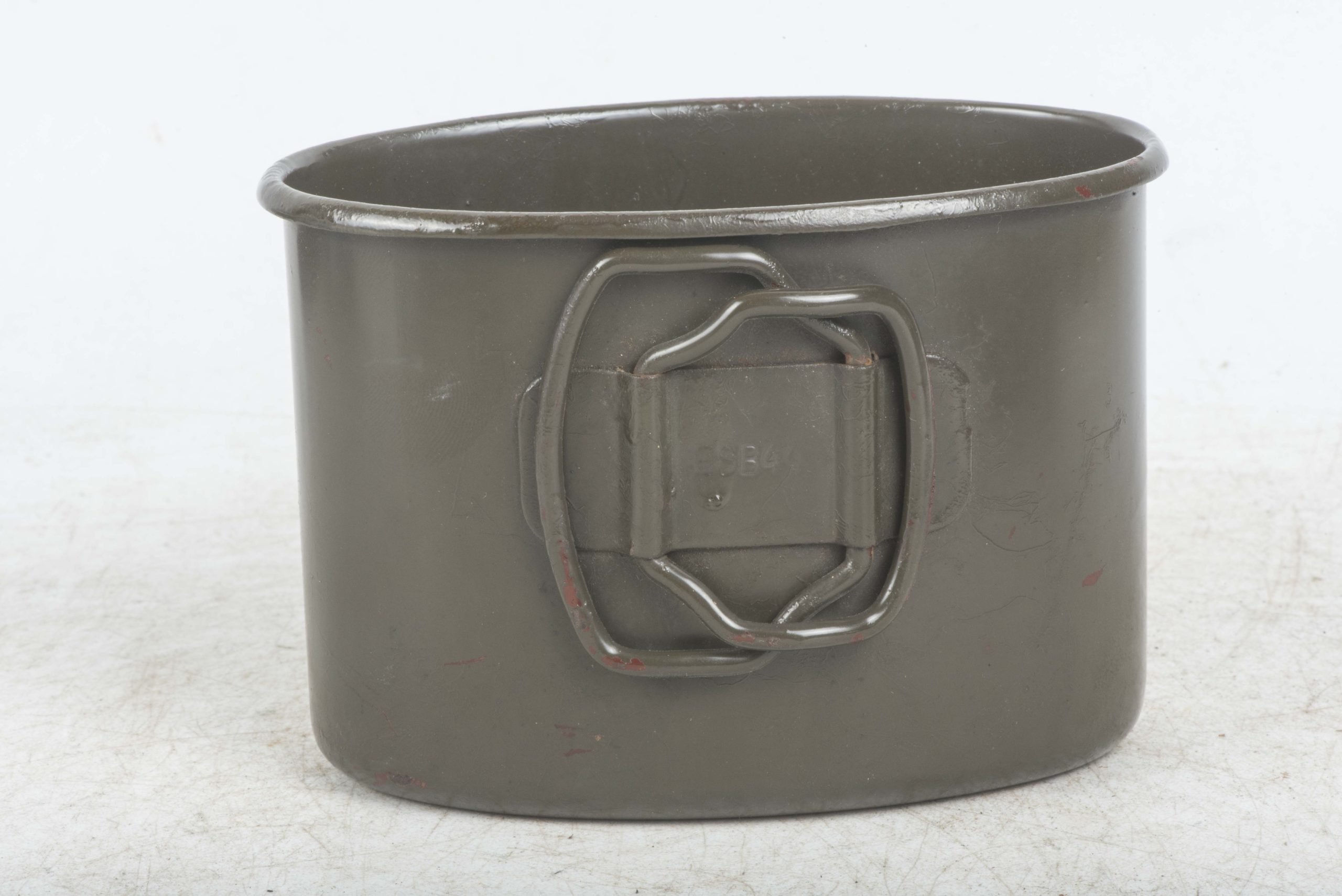 Rare M42 canteen marked RBNr. 0/0571/0118 with gabardine cover and riveted straps — image 6
