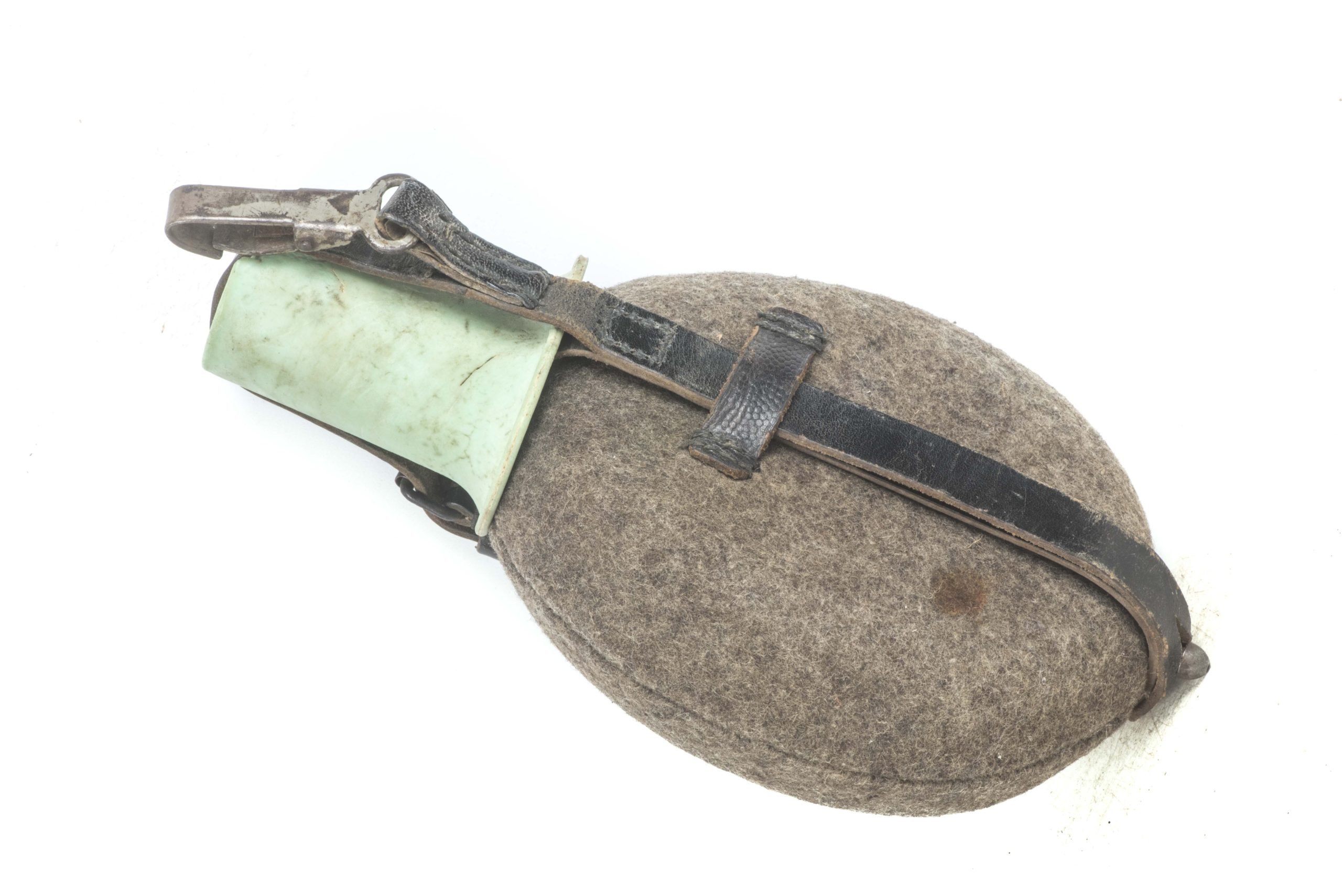 M31 canteen with green cup marked C&CW 42 — image 2