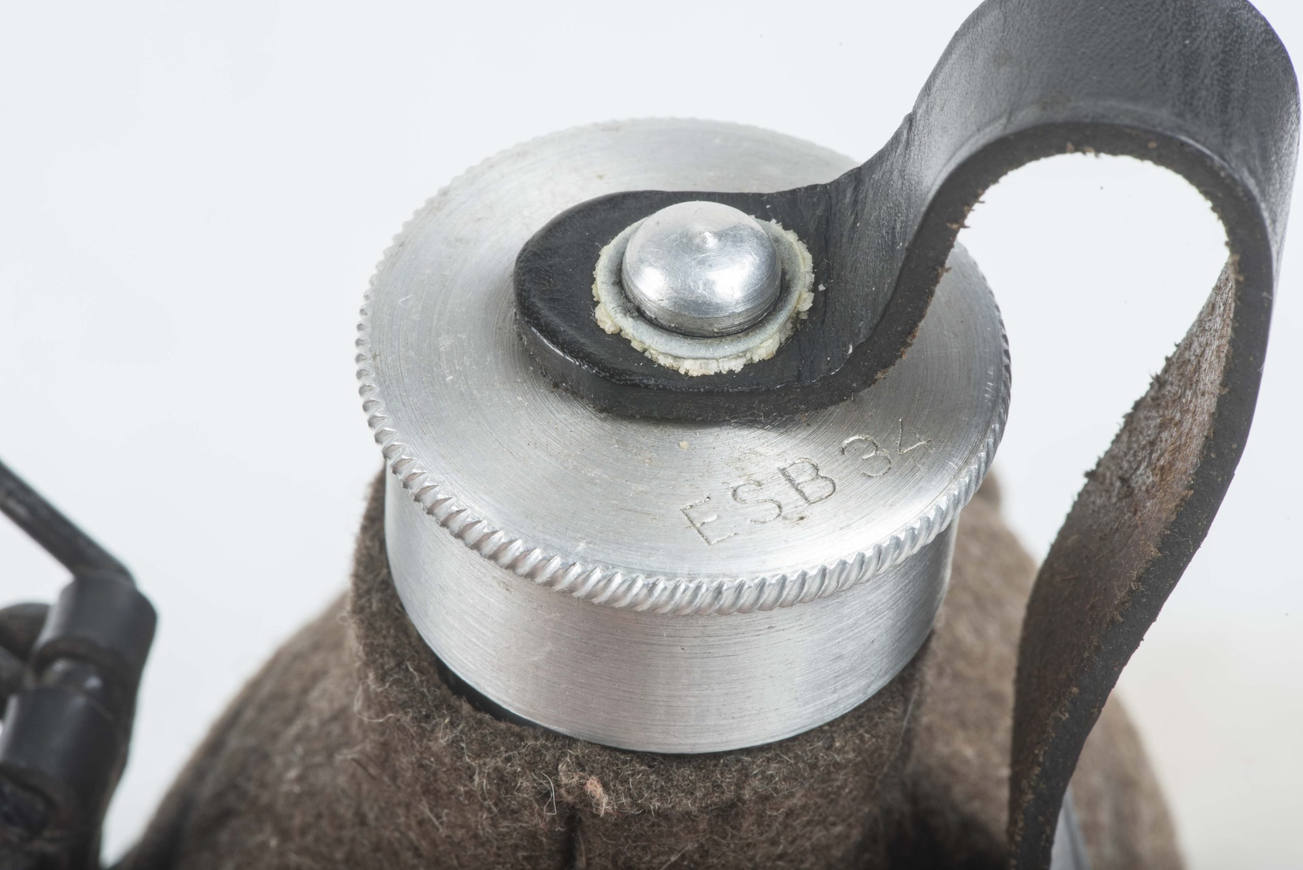 Rare pre war matching M31 canteen marked ESB 34 — image 7