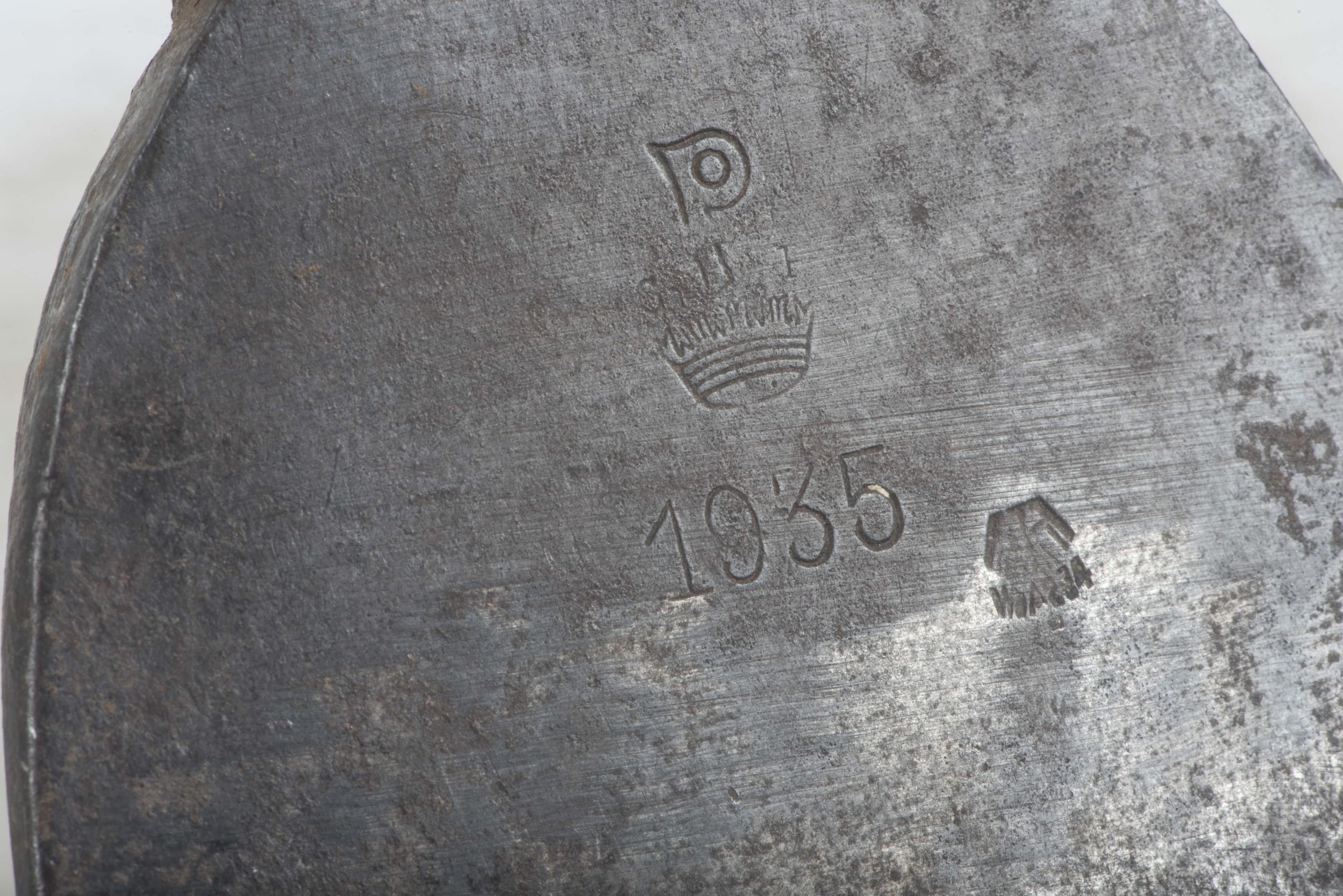 Pioneer axe marked 1935 WaA #3640 — image 10