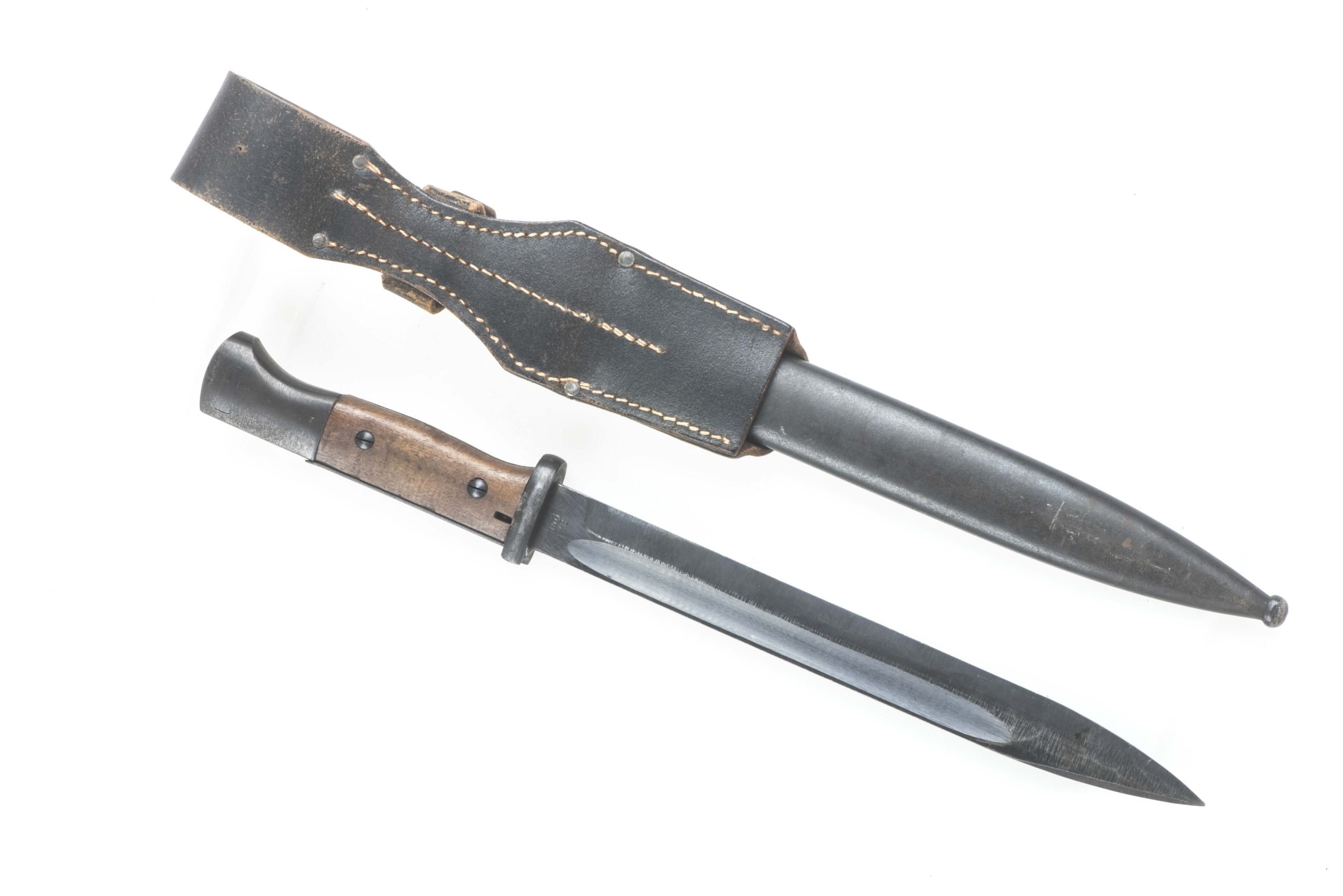 Matching K98 bayonet marked cof 43 #8980 — image 2