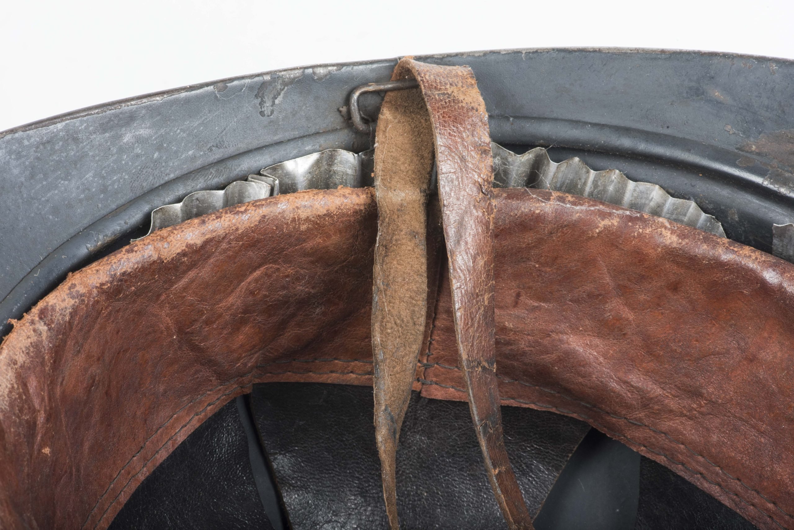 French M1915 Adrian artillery helmet — image 7
