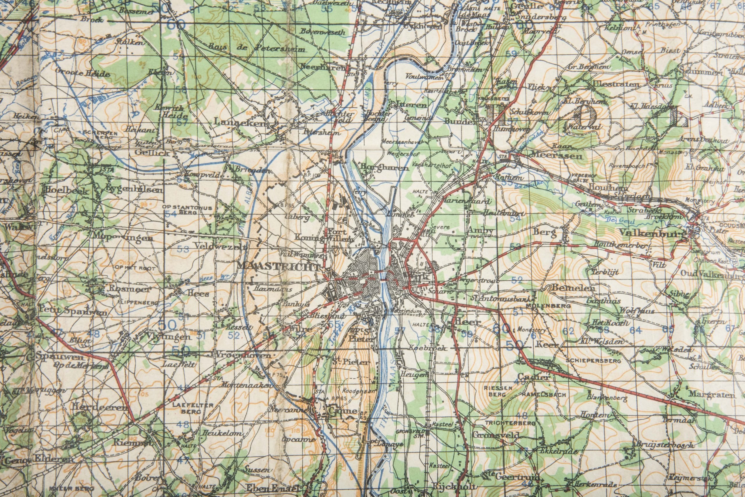 US M1938 mapcase with board and Liege map marked Turner Mfg. Co. 1942 — image 2
